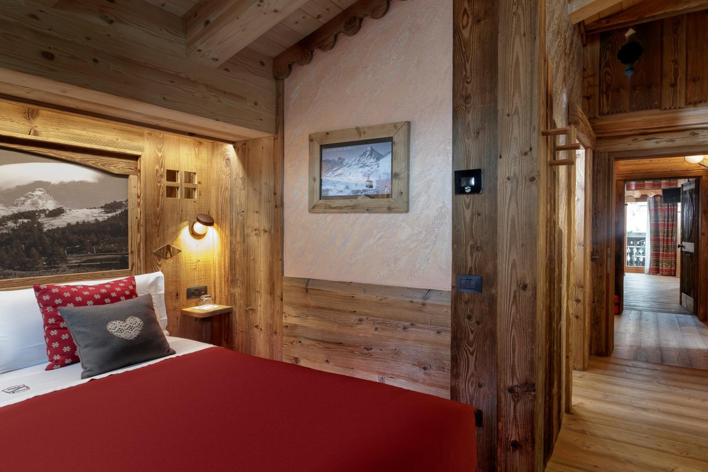 Suite with Spa Access - Photo 4