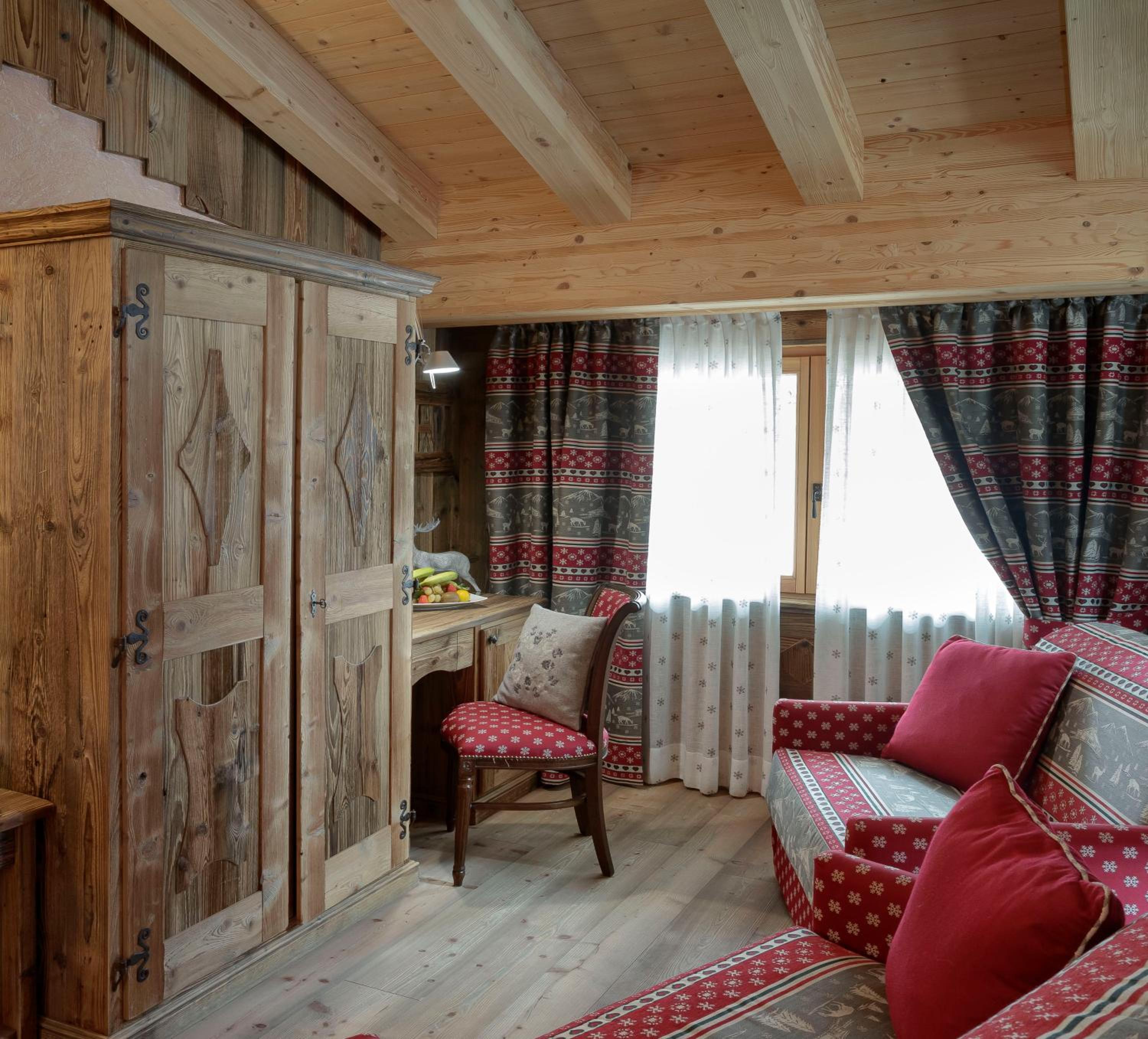 Suite with Spa Access - Photo 5