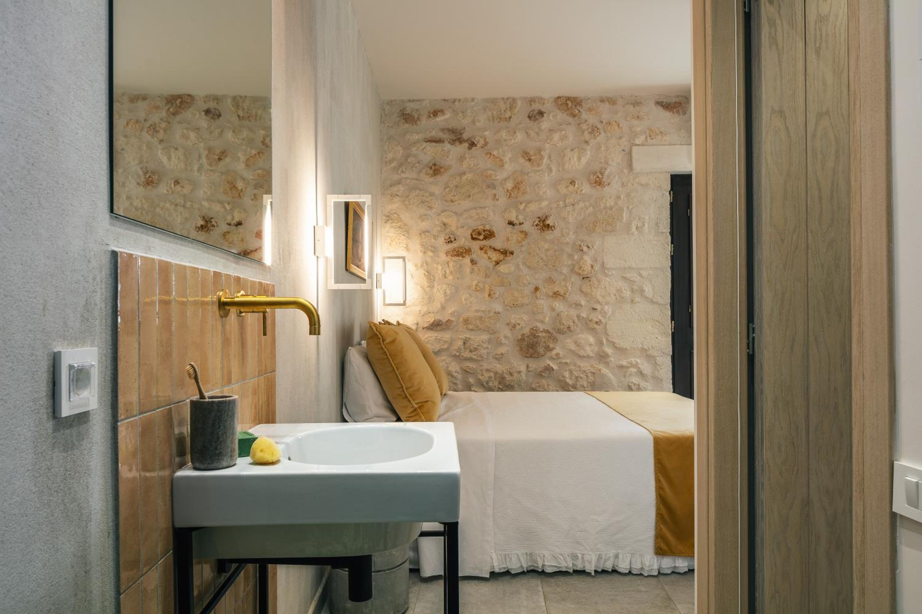 Suite photo 1