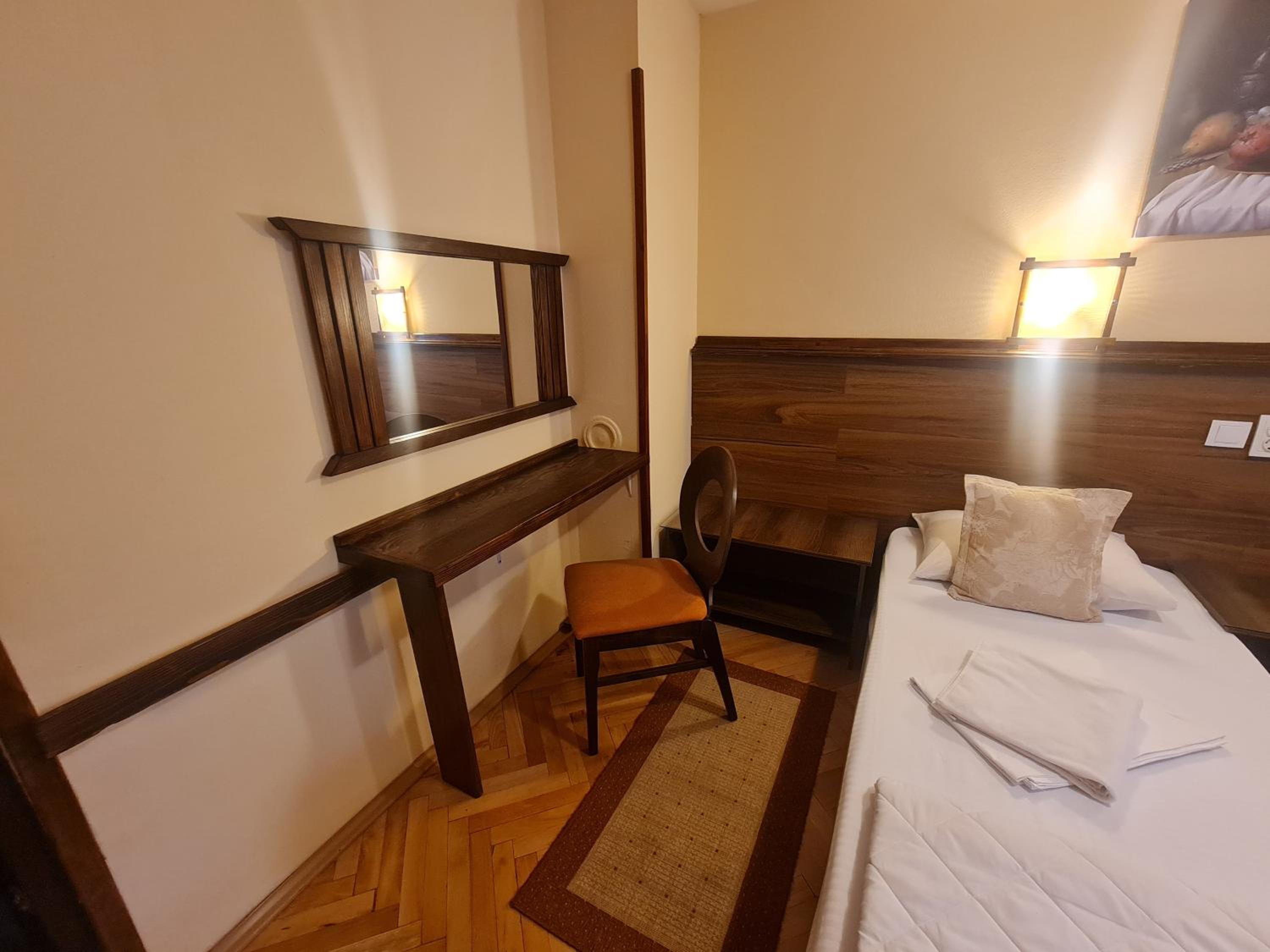 Comfort Quadruple Room photo 2
