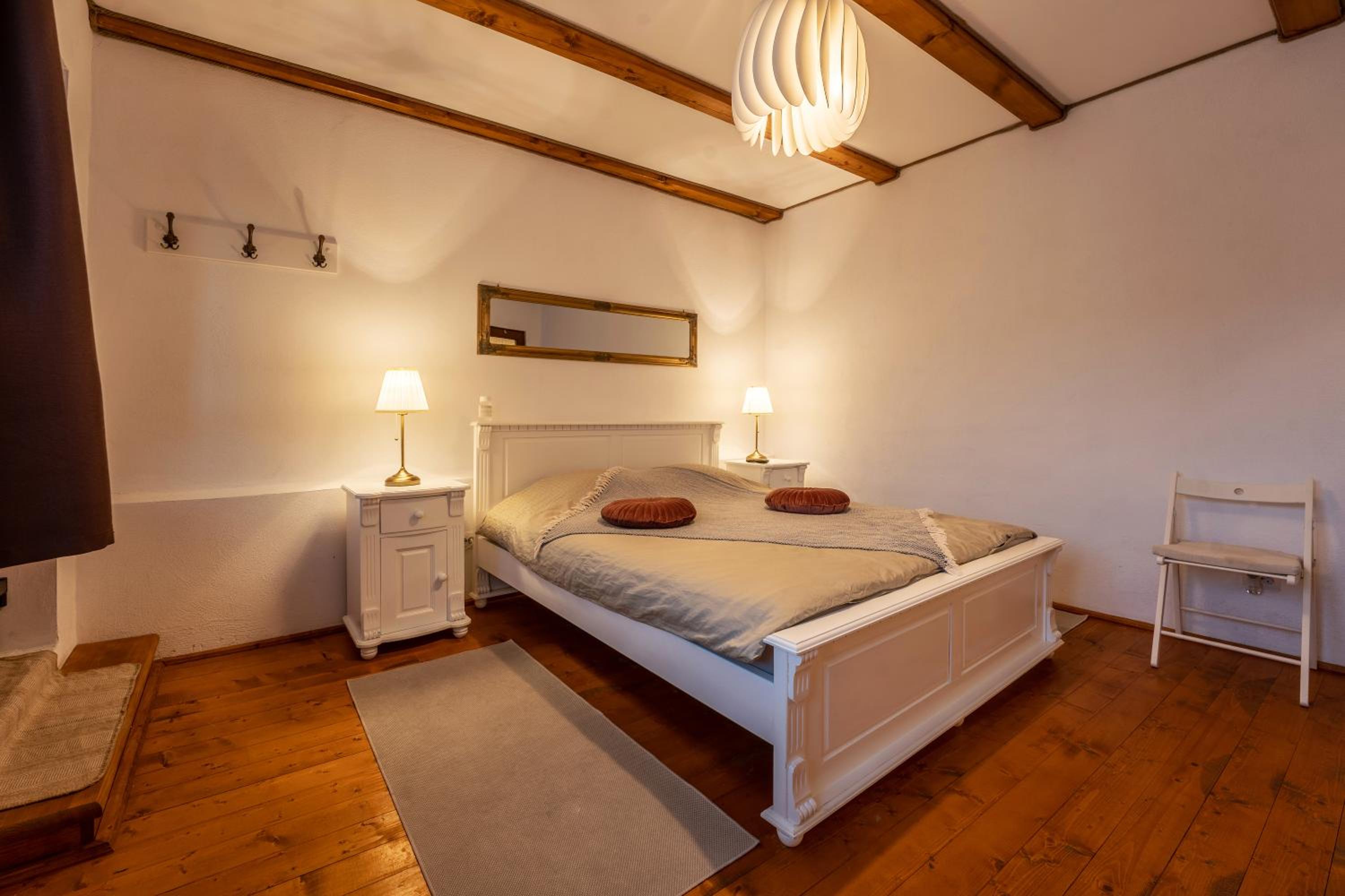 Standard King Room - Photo 1