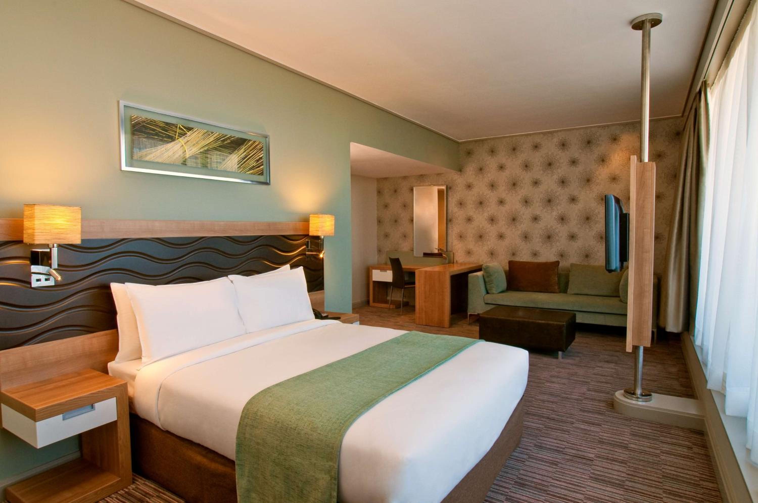 Suite 1 Queen Bed Non Smoking photo 1