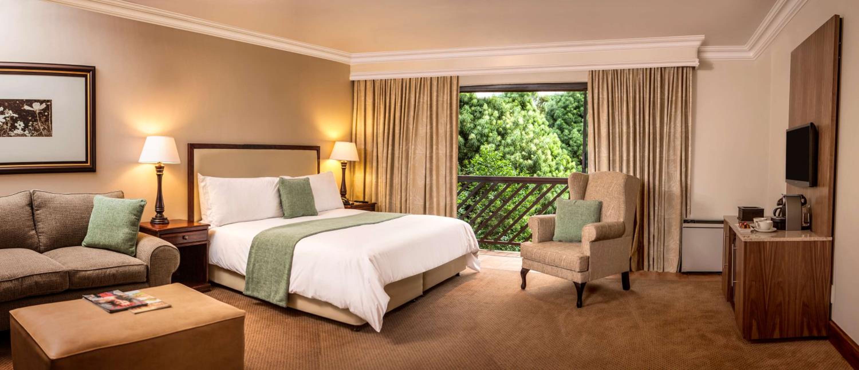 Executive Room - Photo 1