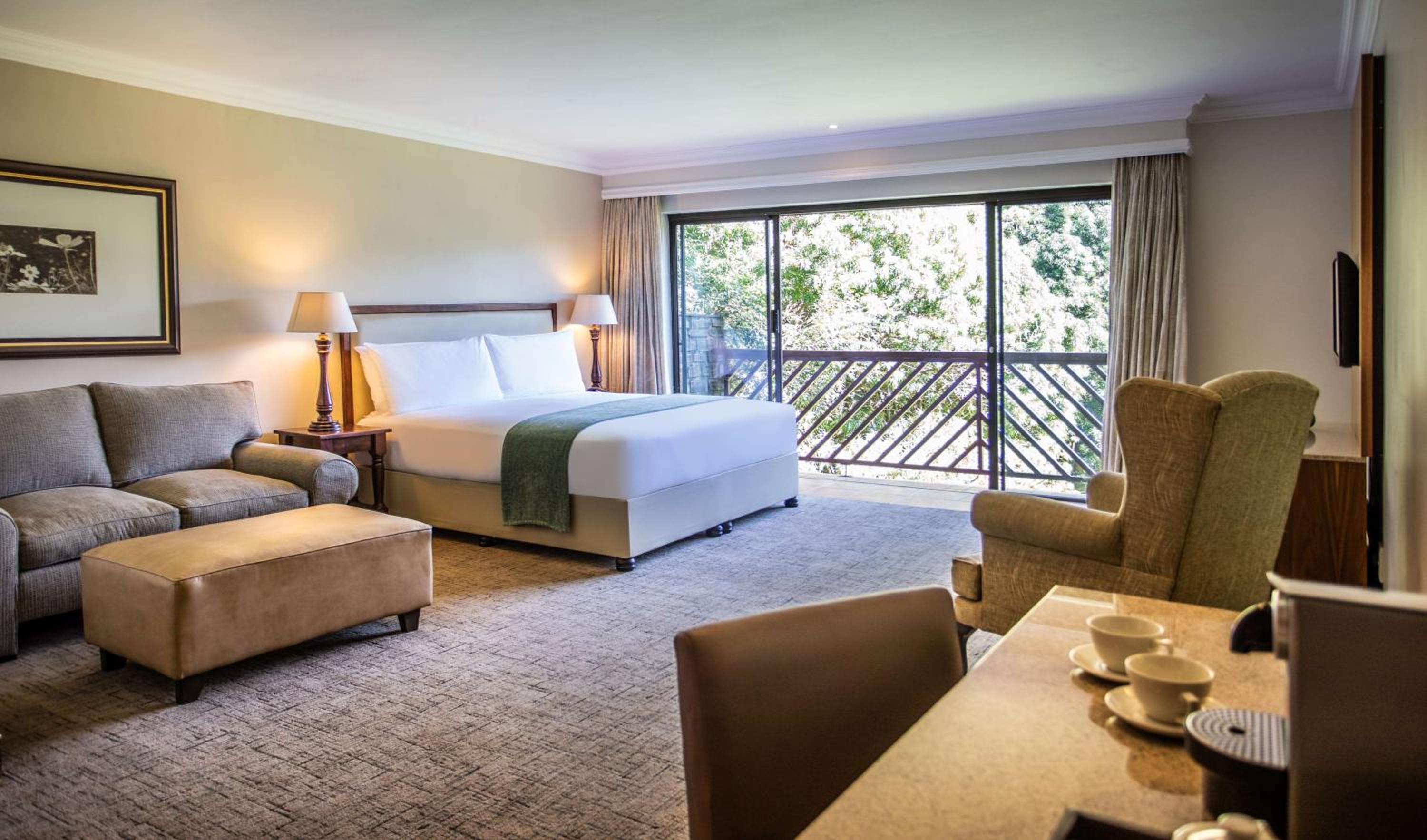 Executive Room - Photo 2