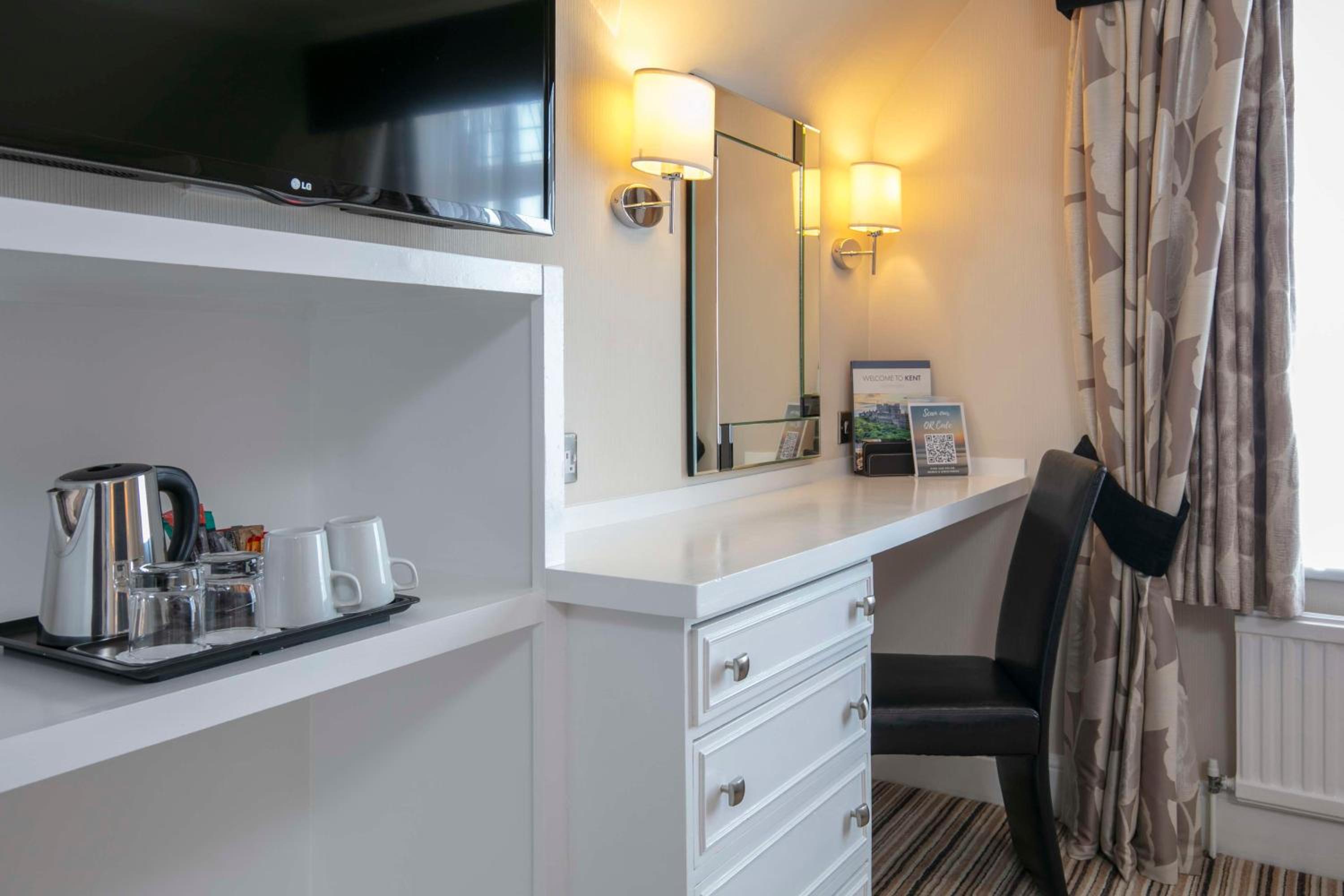 Standard Double Room - Non-Smoking