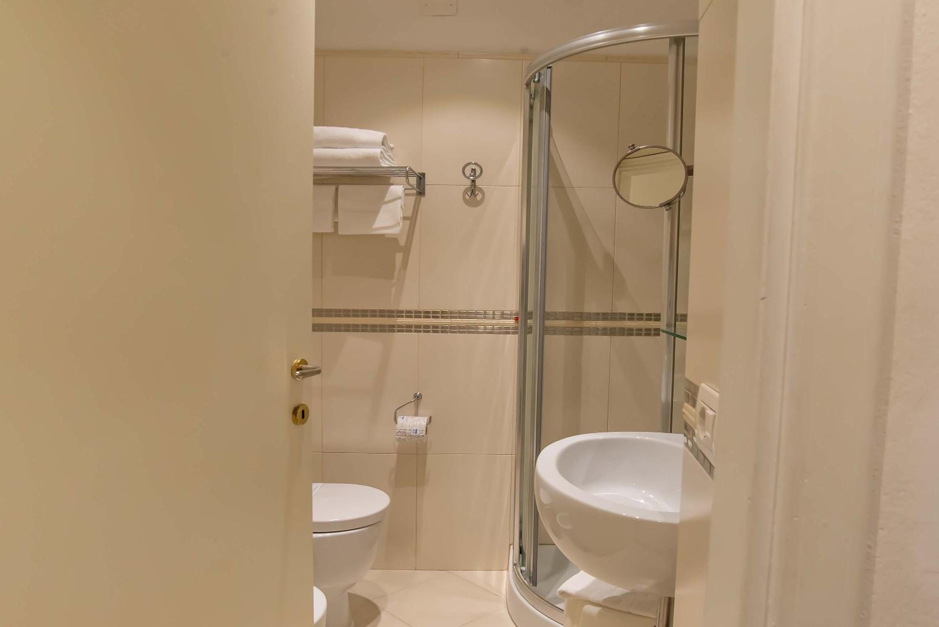 Superior Double or Twin Room photo 2