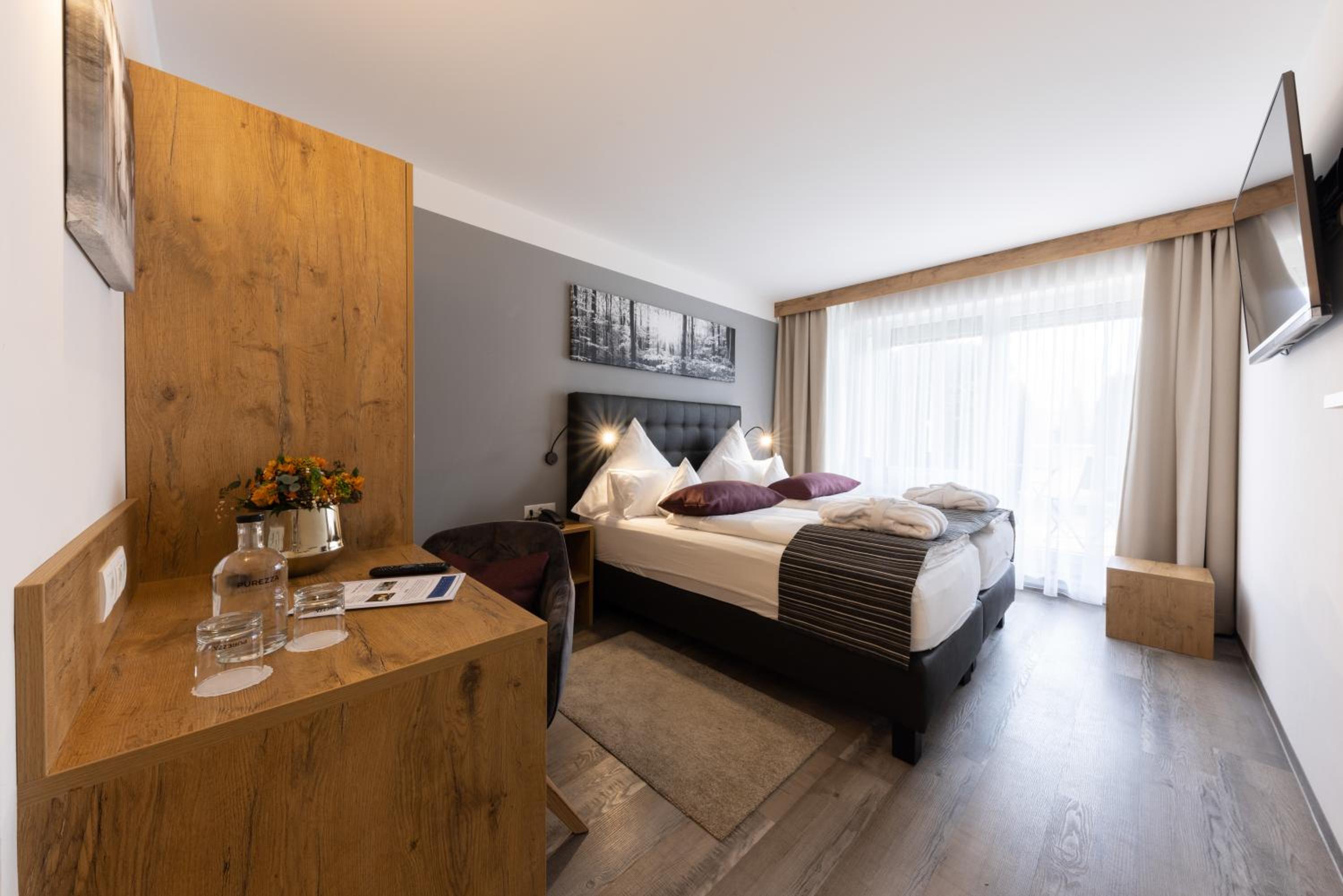 Deluxe Double Room - Photo 1