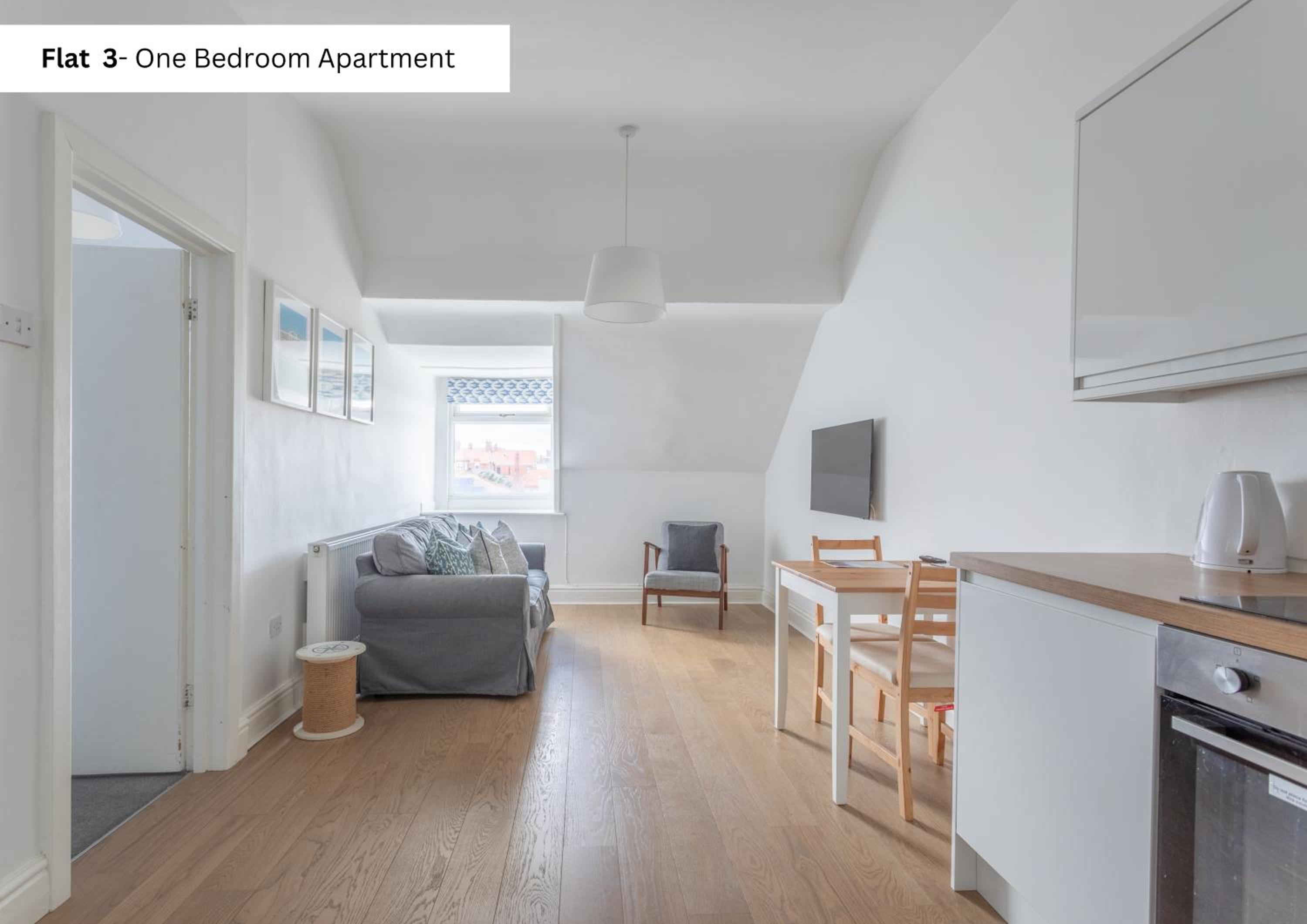 One-Bedroom Apartment photo 3