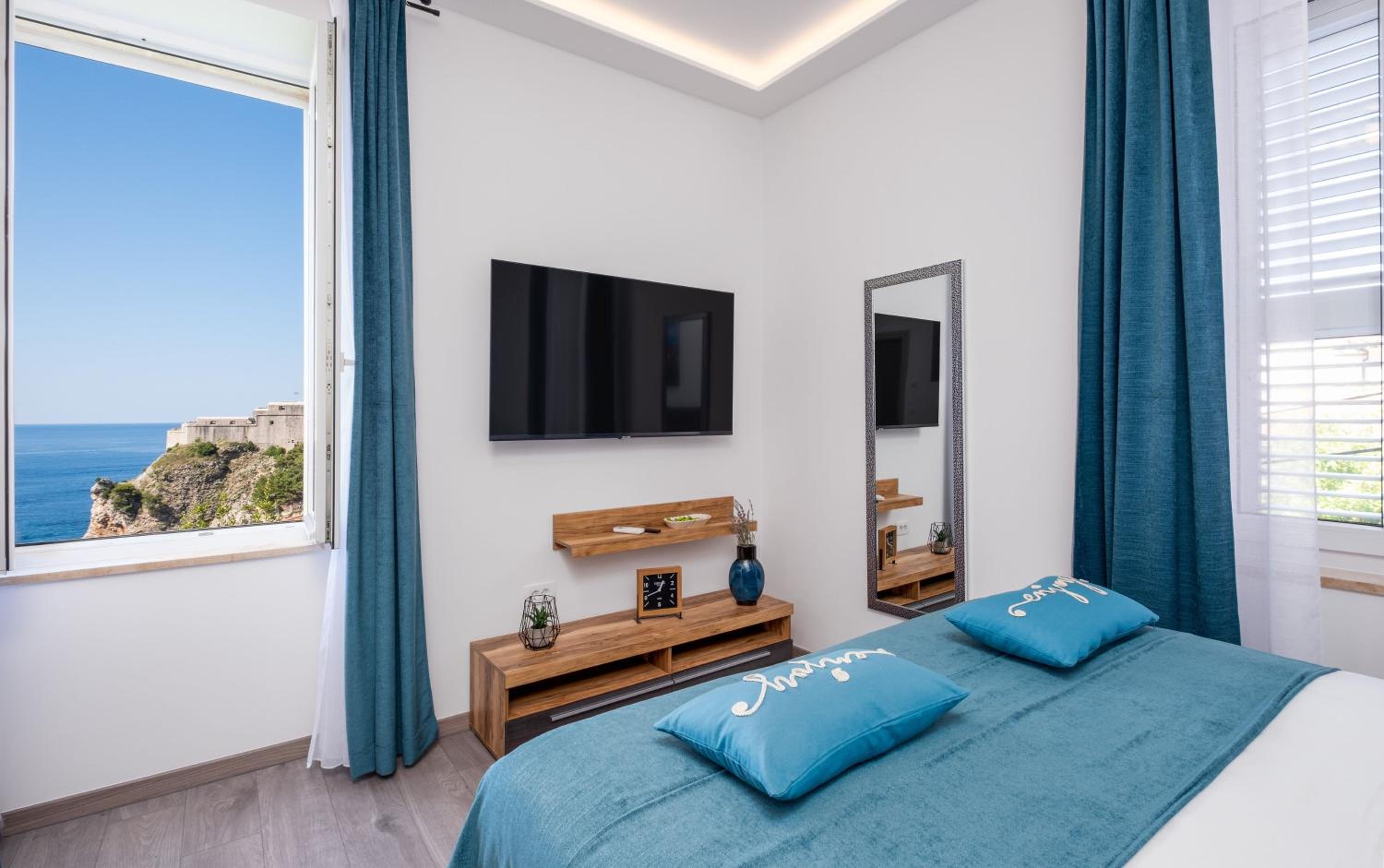 Superior Studio Apartment with Sea View
