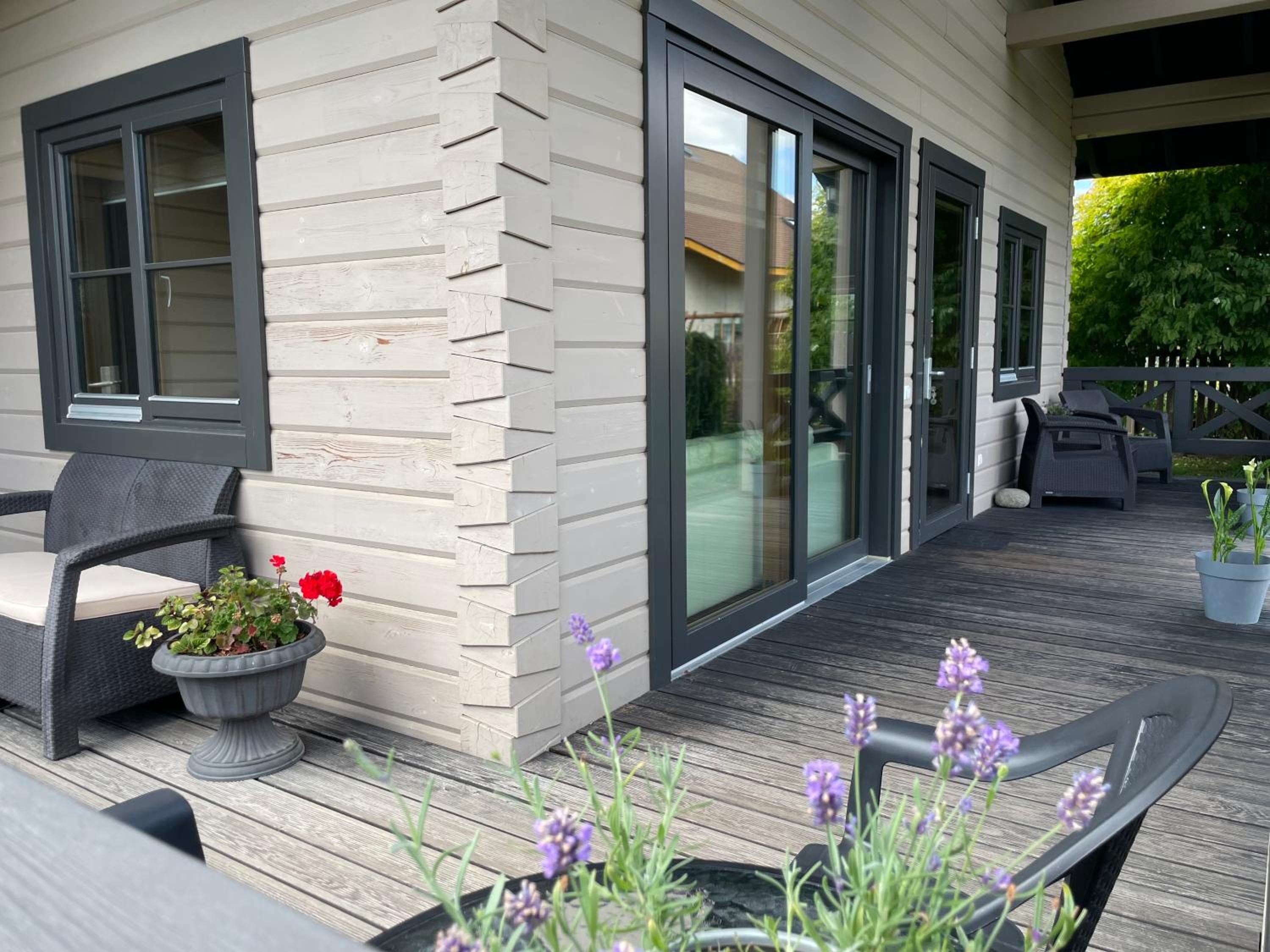 One-Bedroom House - Photo 46