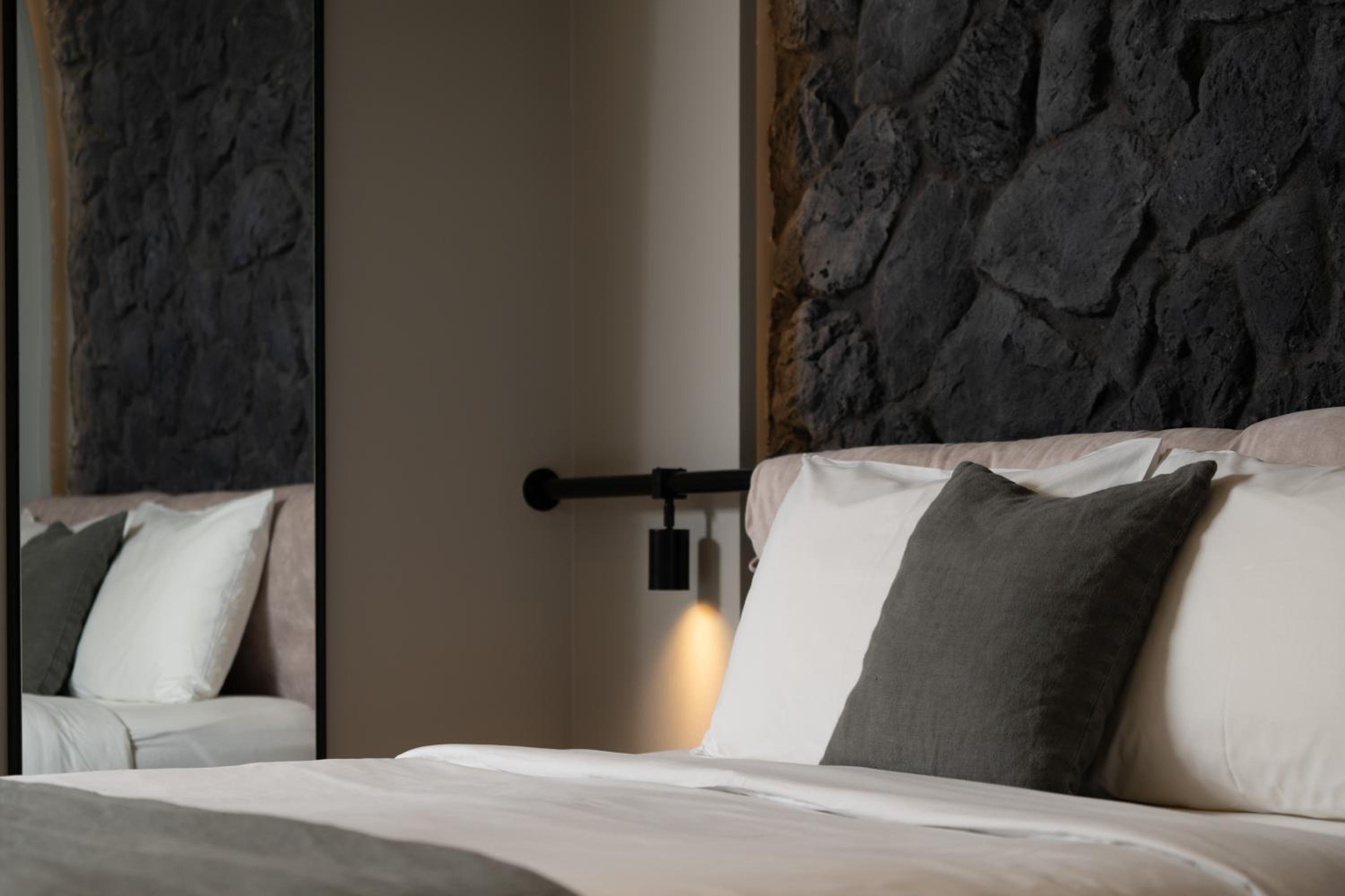 Honeymoon Suite with Outdoor heated private Jetted tub and Sea View - Photo 29