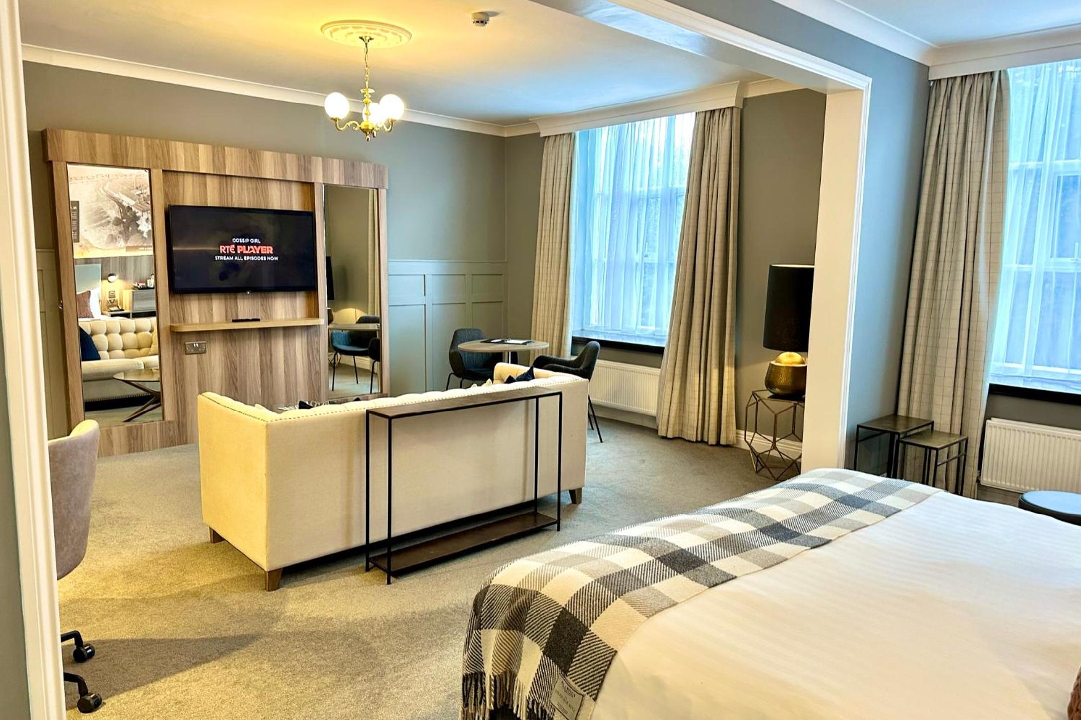 Executive King Room - Photo 5