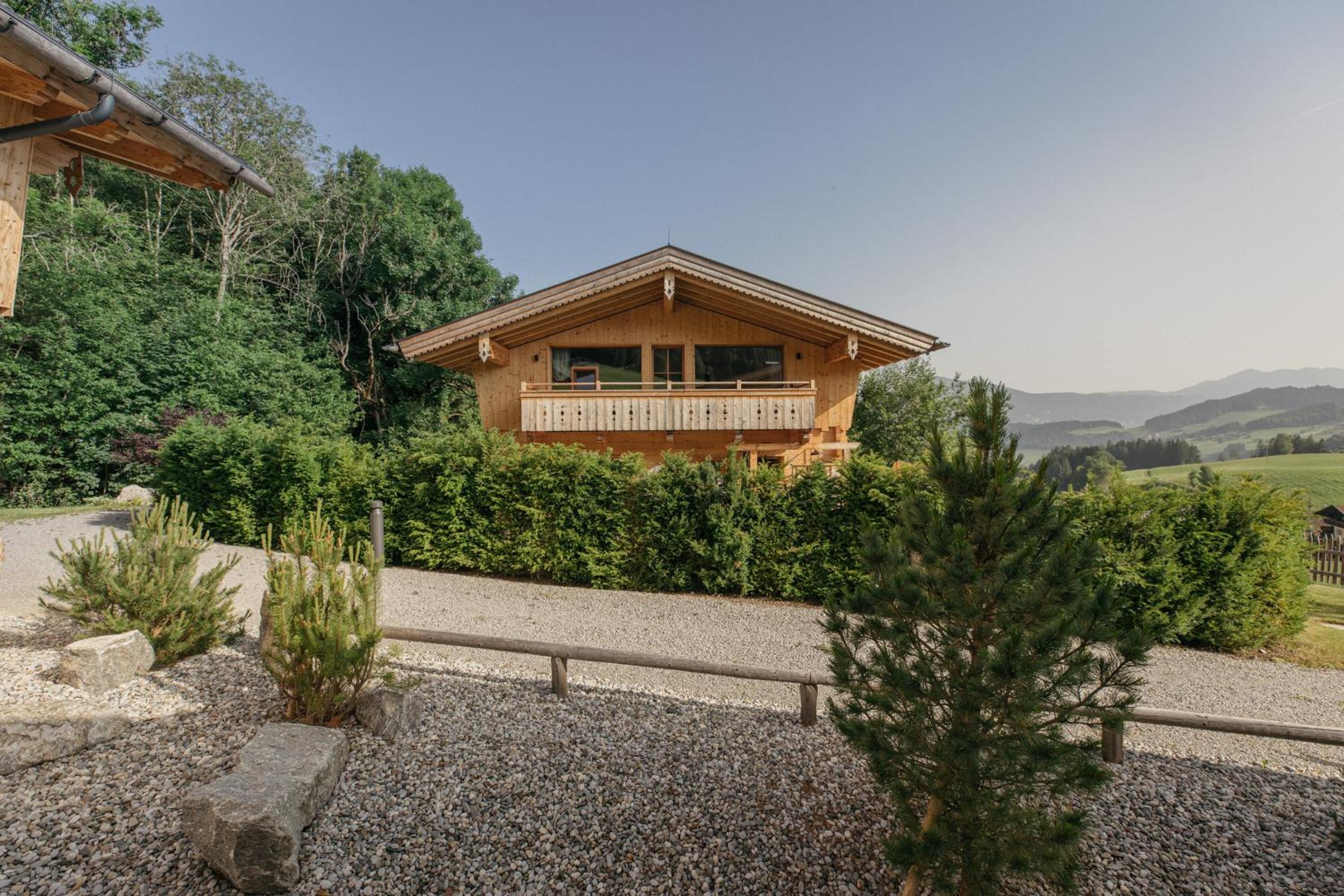 Three-Bedroom Chalet - Photo 5