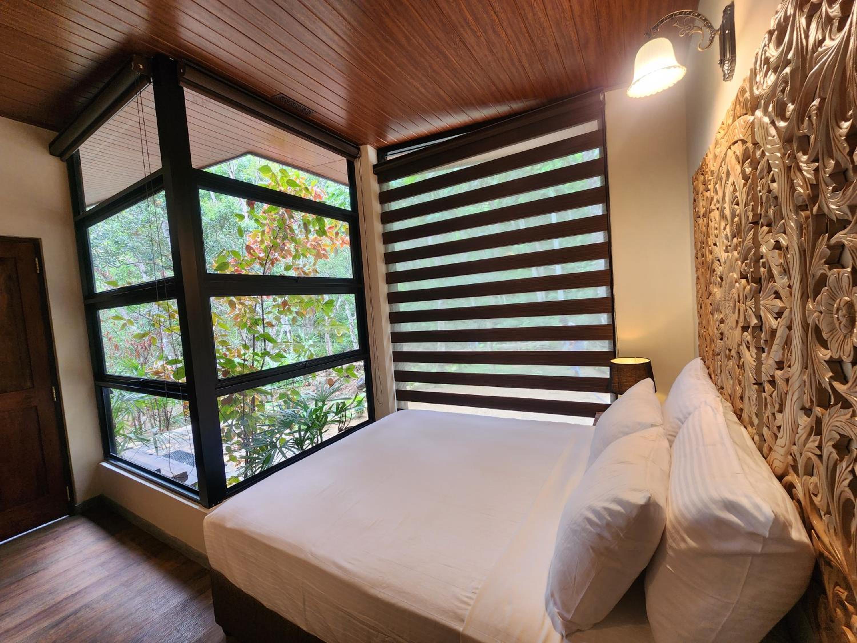Villa photo 2
