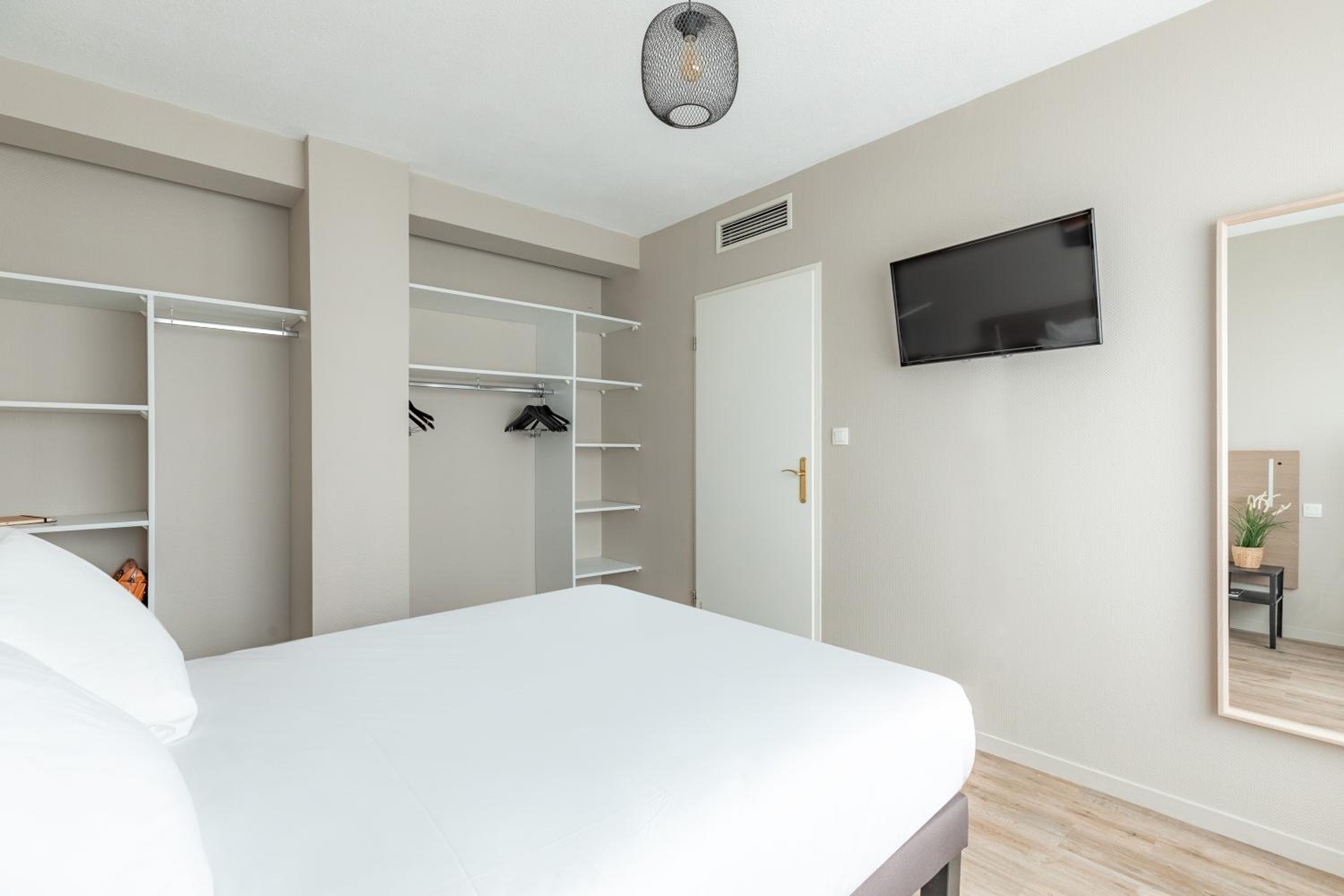Superior Apartment photo 3