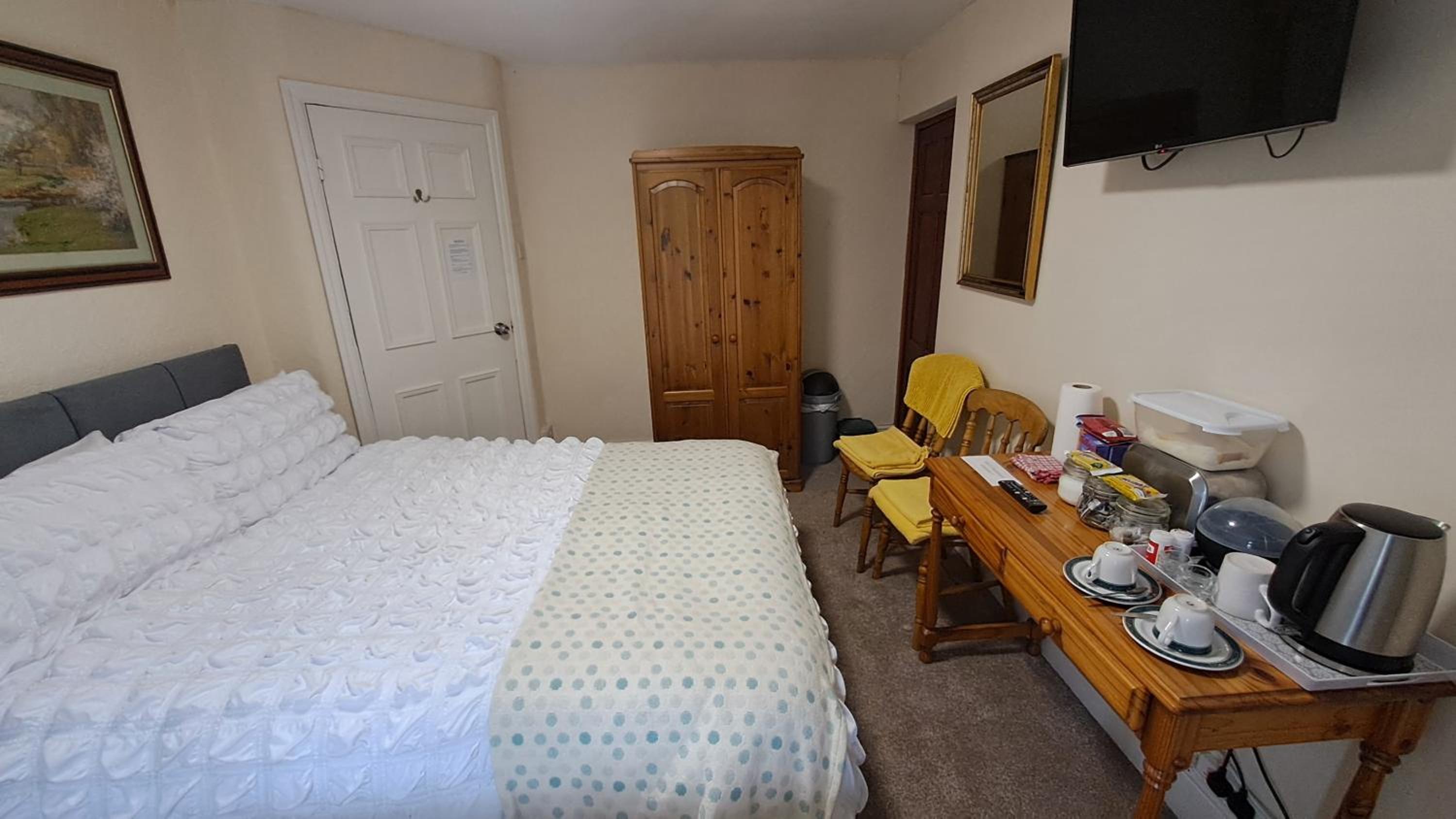 Triple Room with Private External Bathroom photo 1