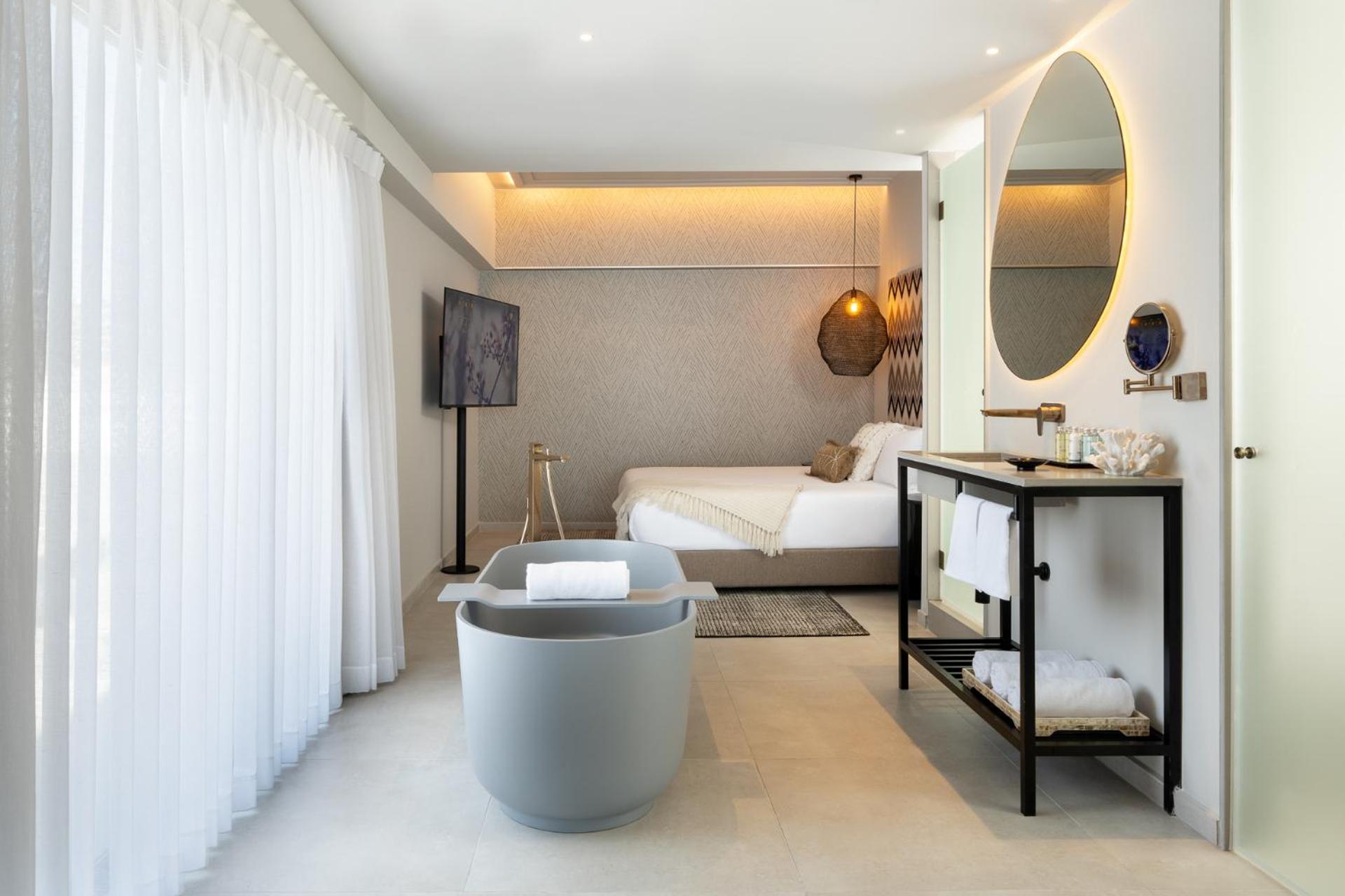 Presidential Suite thumbnail 5