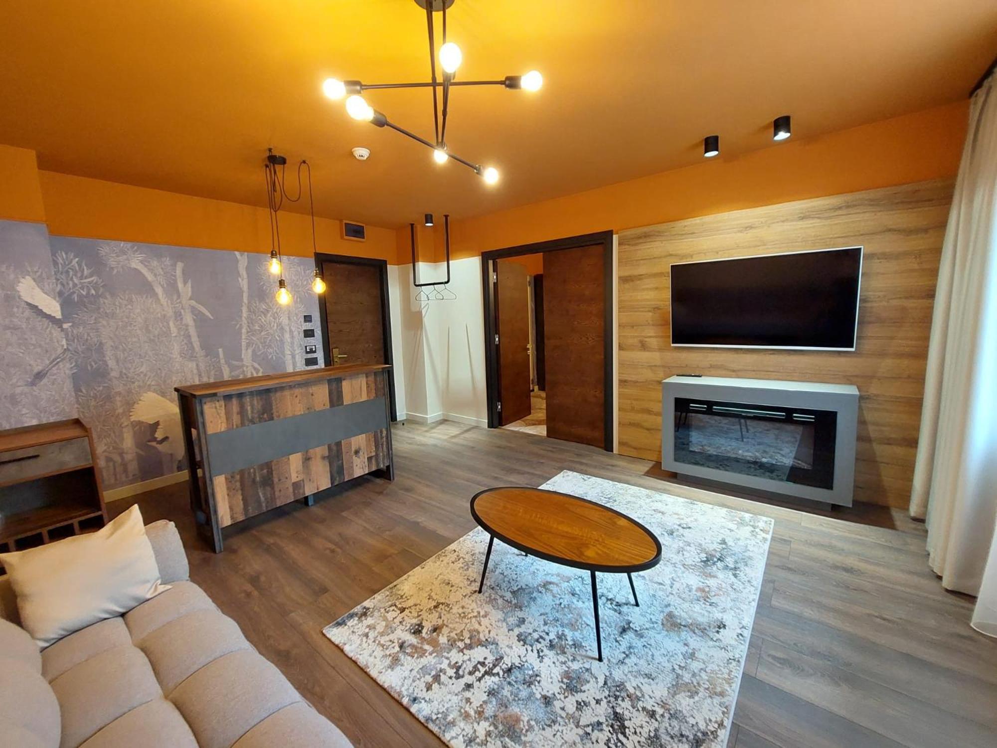 Superior King Suite - Photo 5