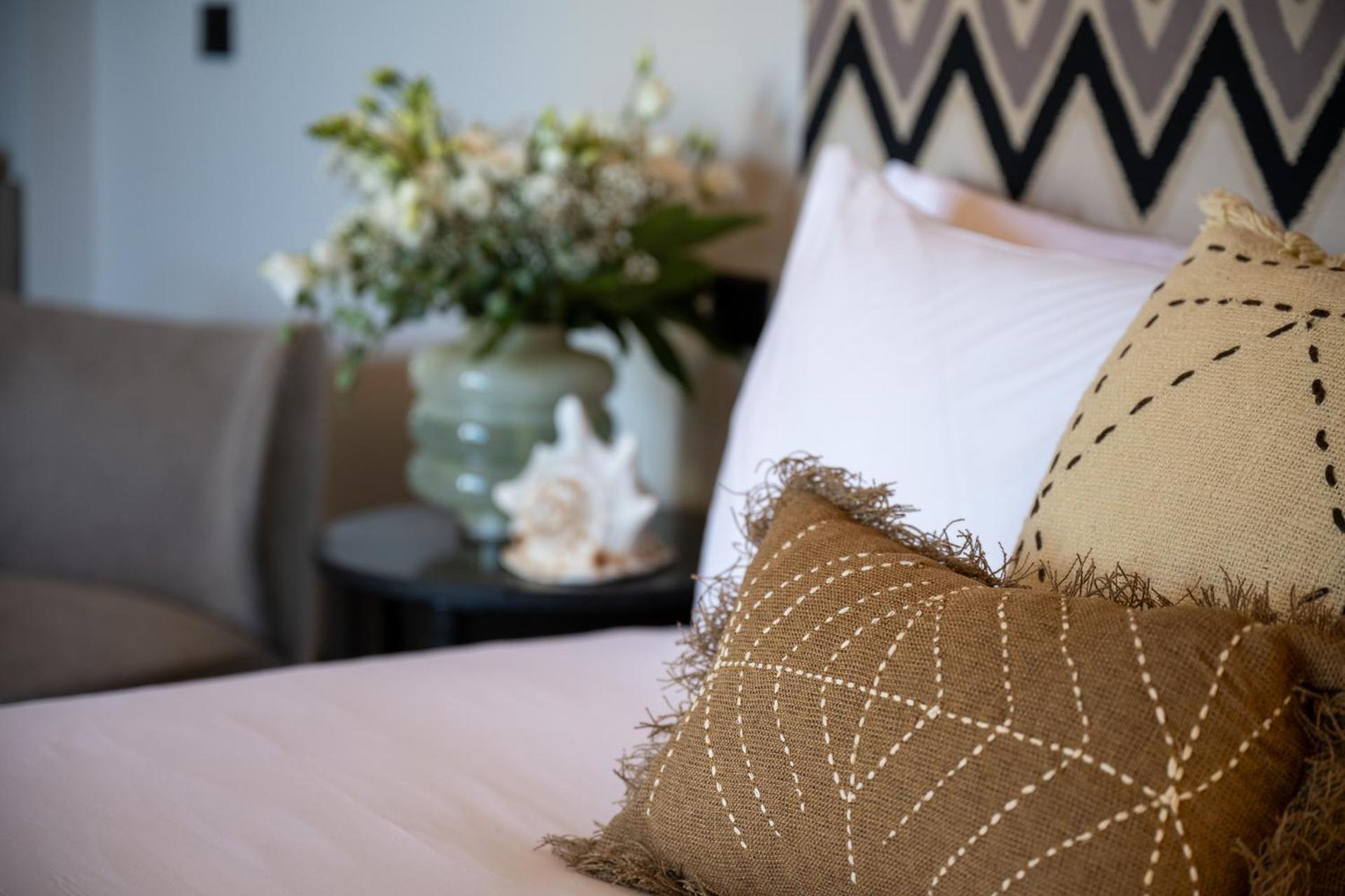 Renovated Junior Suite (2 Adults+1 Child)