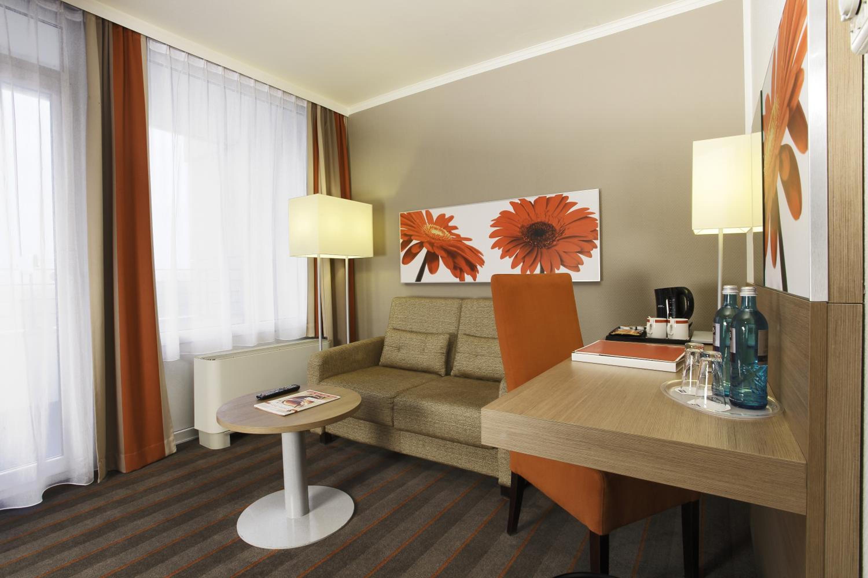 Triple Room with Balcony - Photo 3
