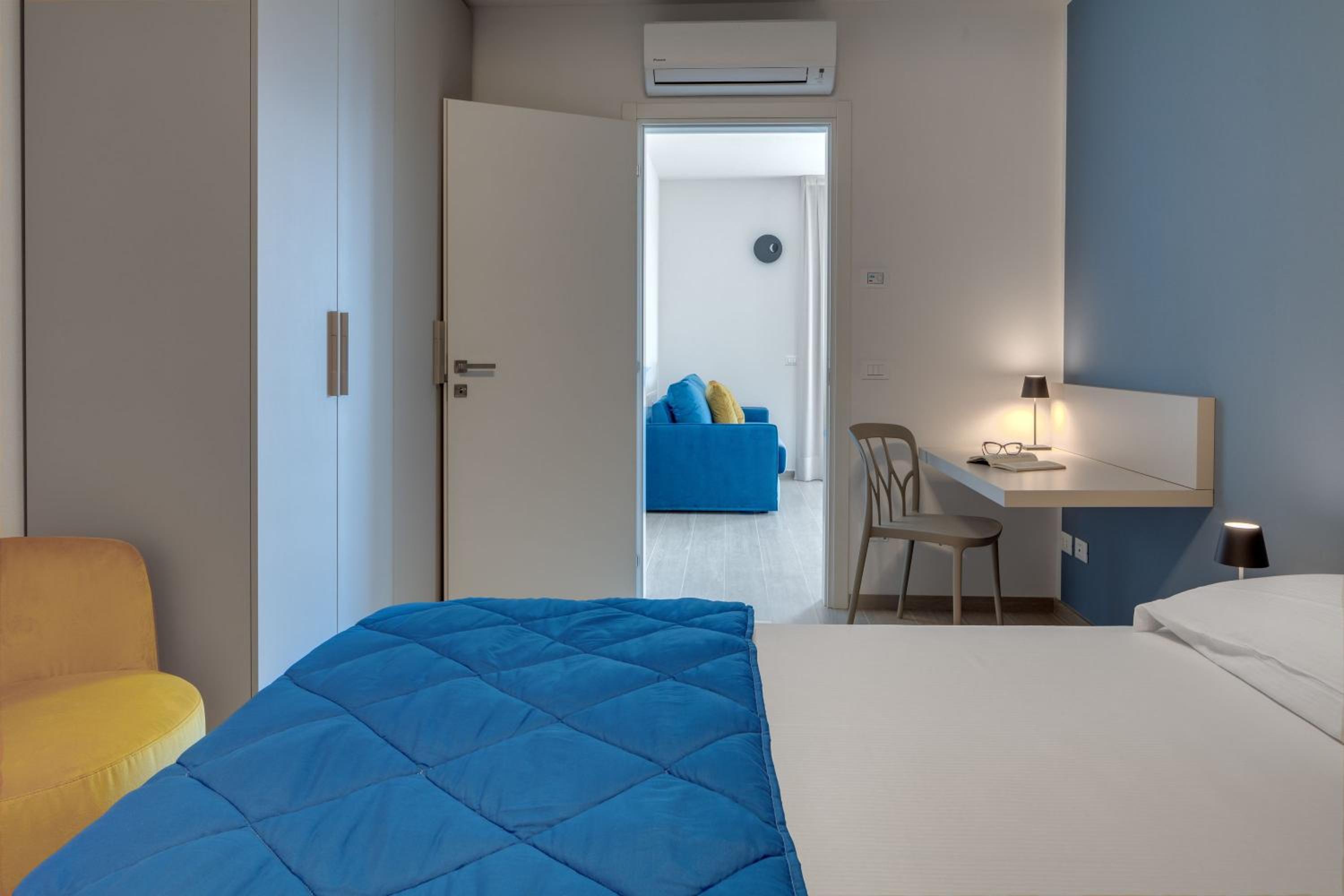 One Bedroom Deluxe Apartment photo 3