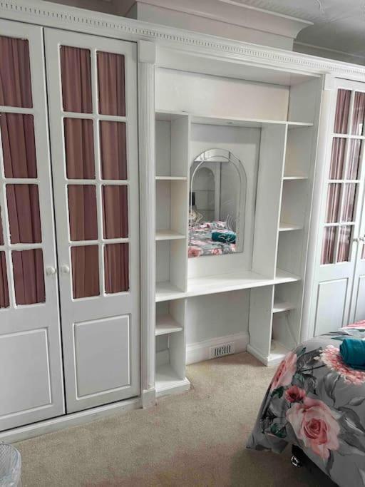 Deluxe King Room photo 1