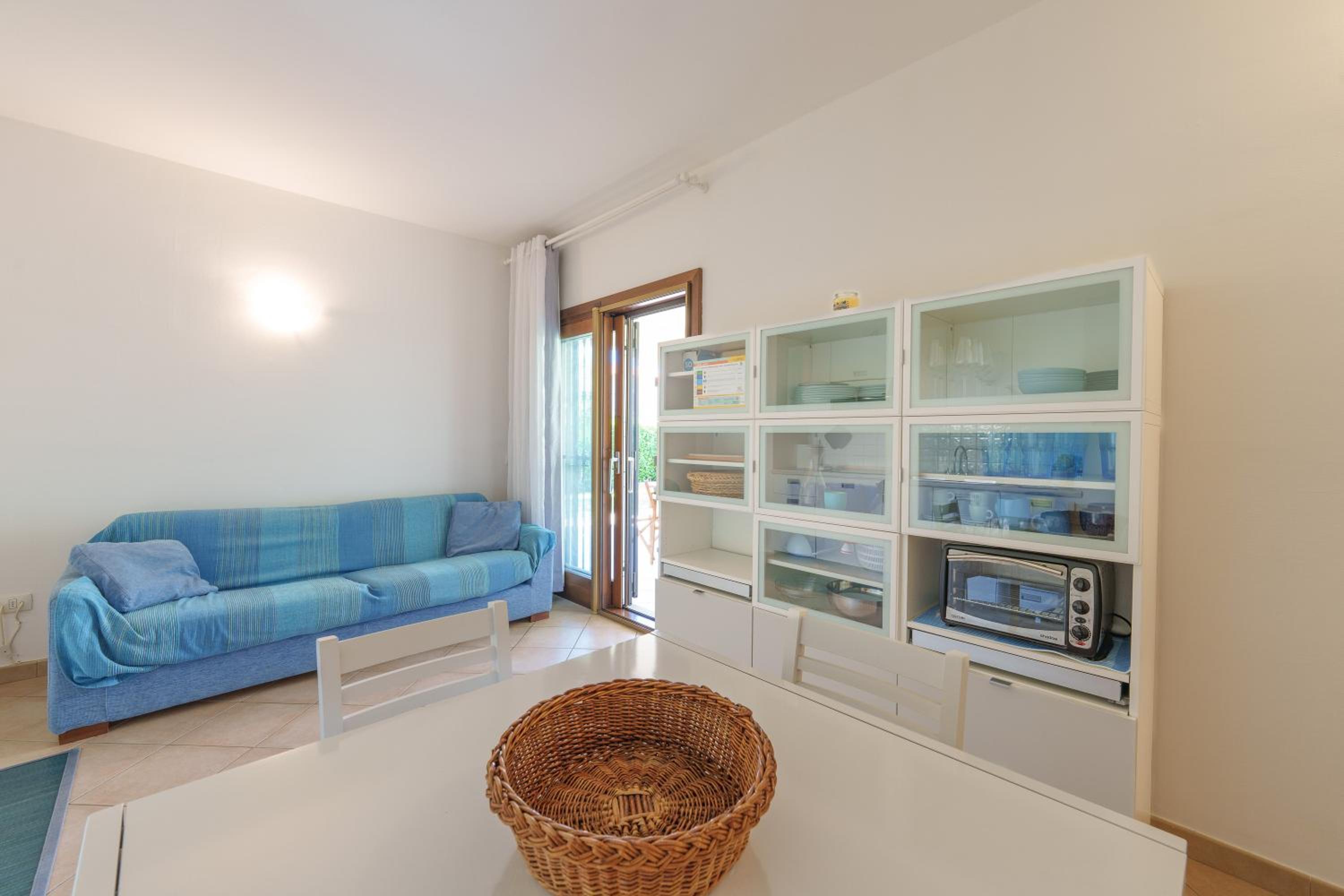 Two-Bedroom Deluxe Apartment with Garden View
