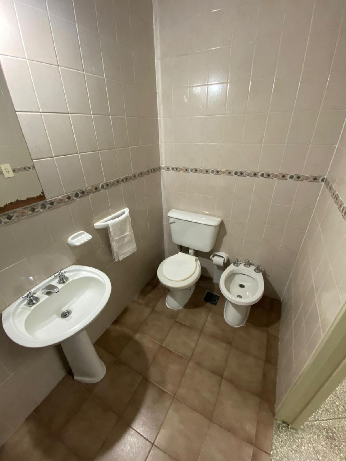 One-Bedroom Apartment photo 3