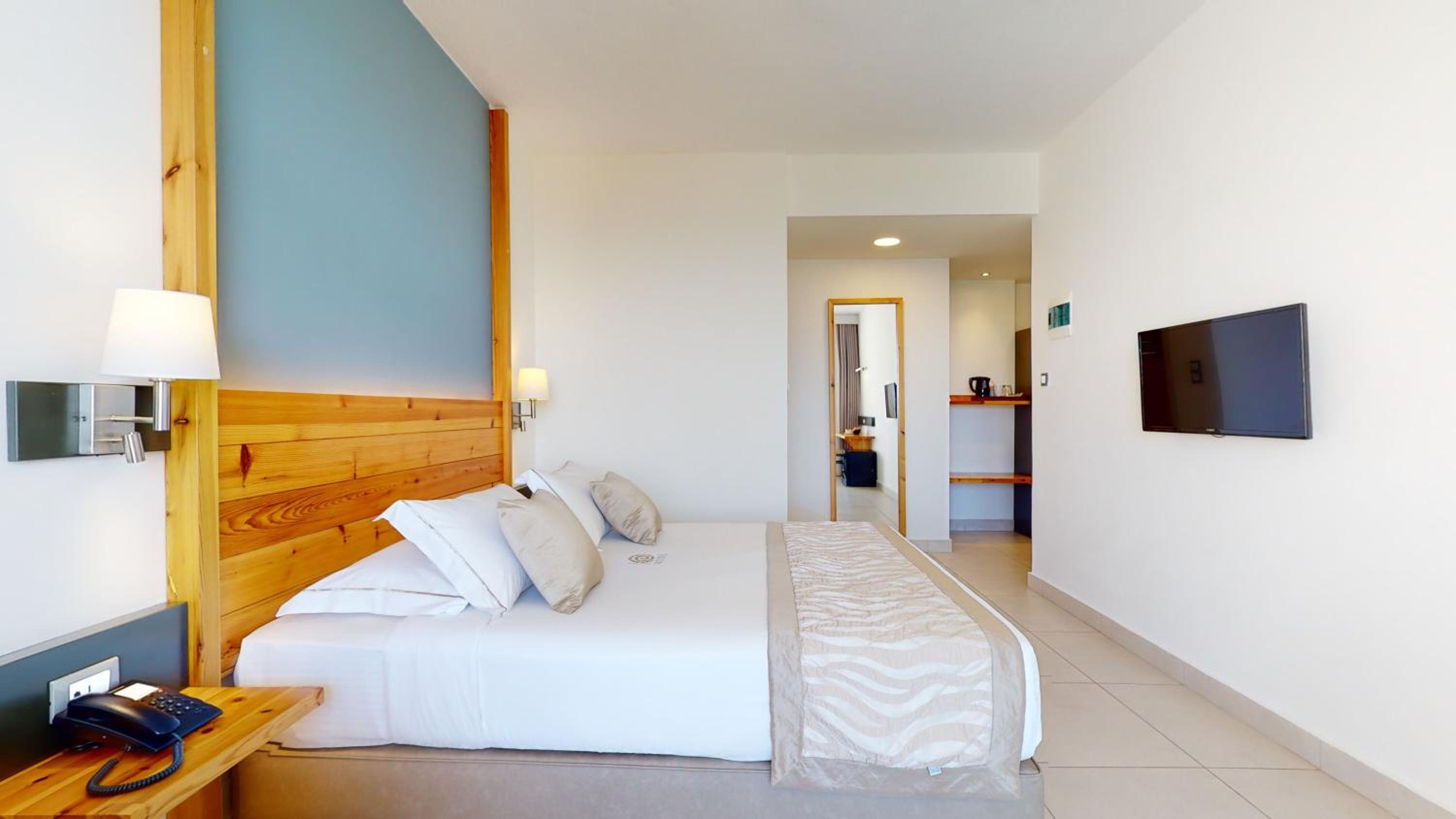 Superior Room - Photo 4