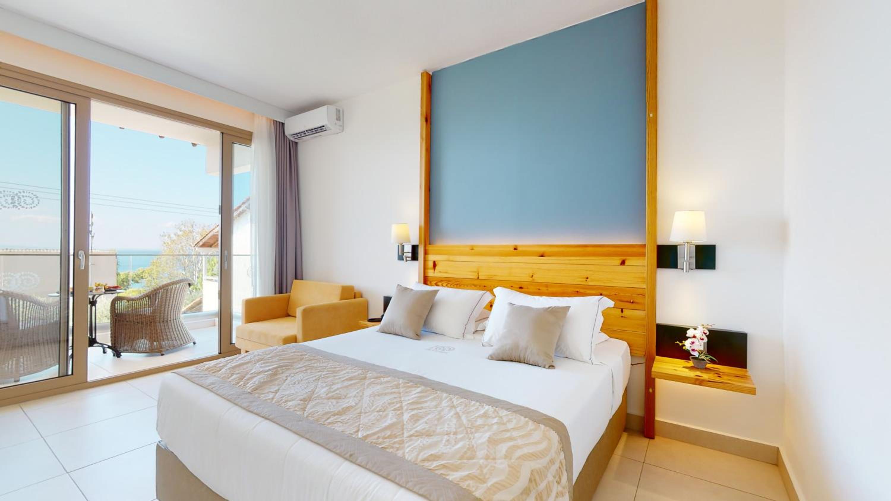Superior Room - Photo 6