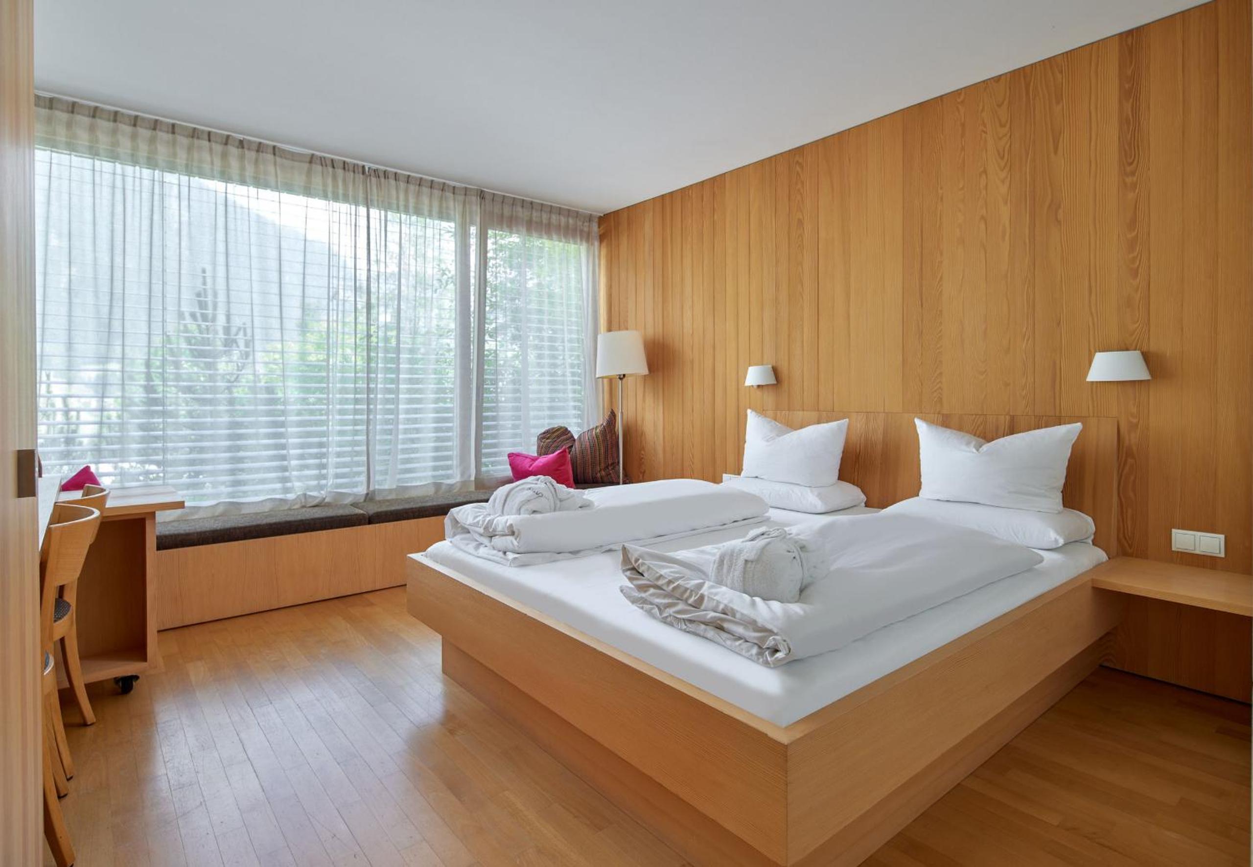 Apartment with Mountain View photo 3
