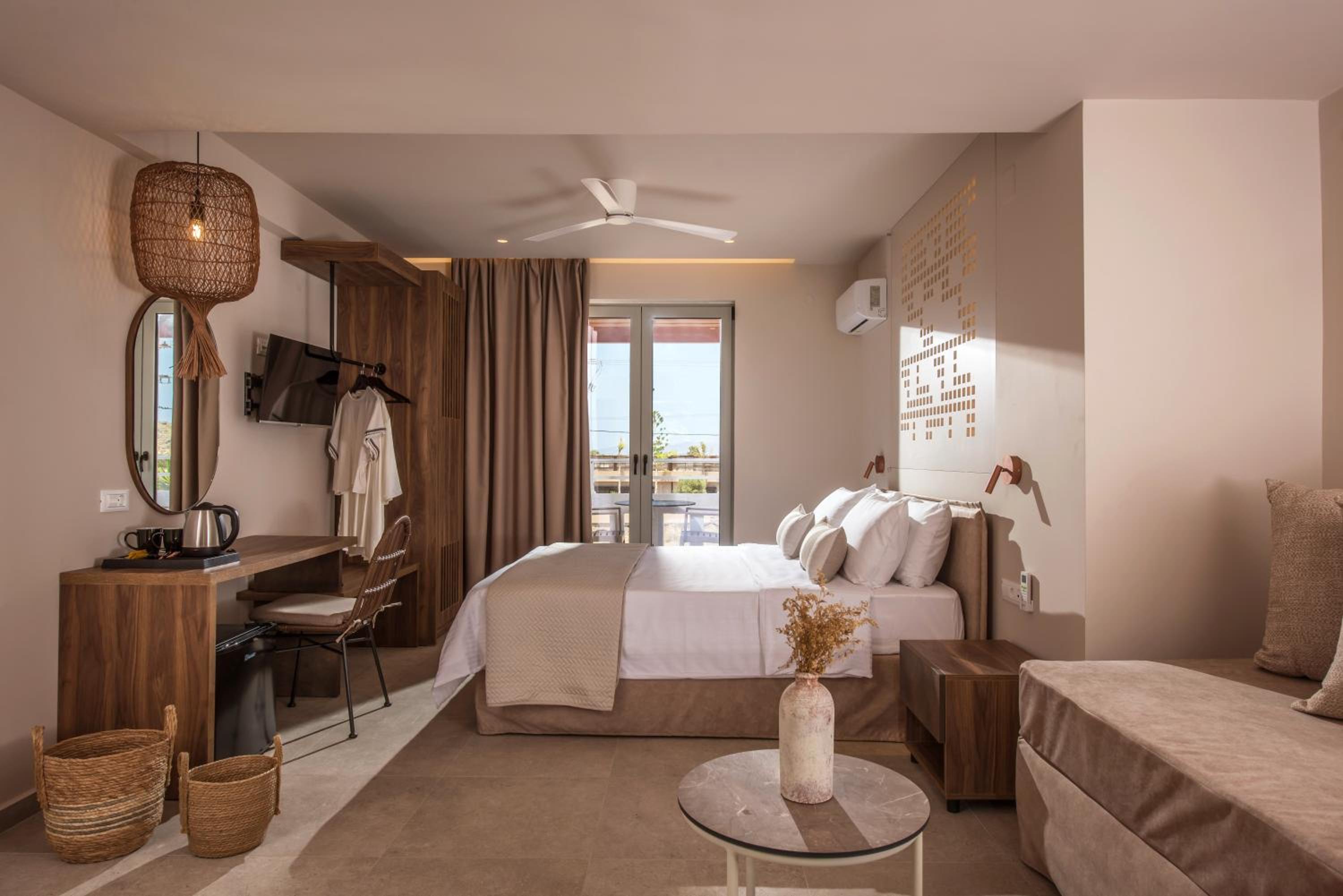 Deluxe Triple Room - Photo 3