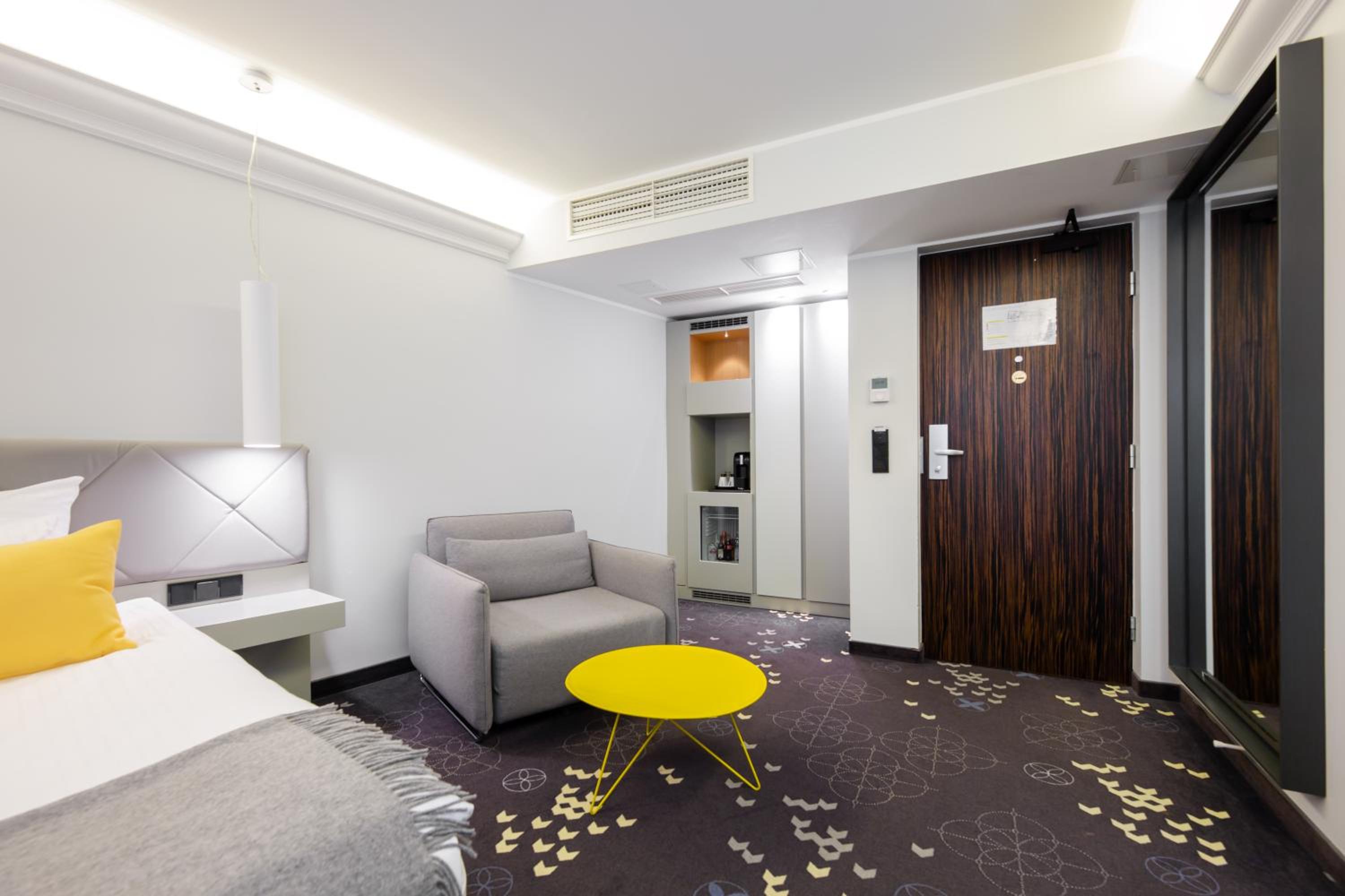 Premium Double Room with Sofa photo 3