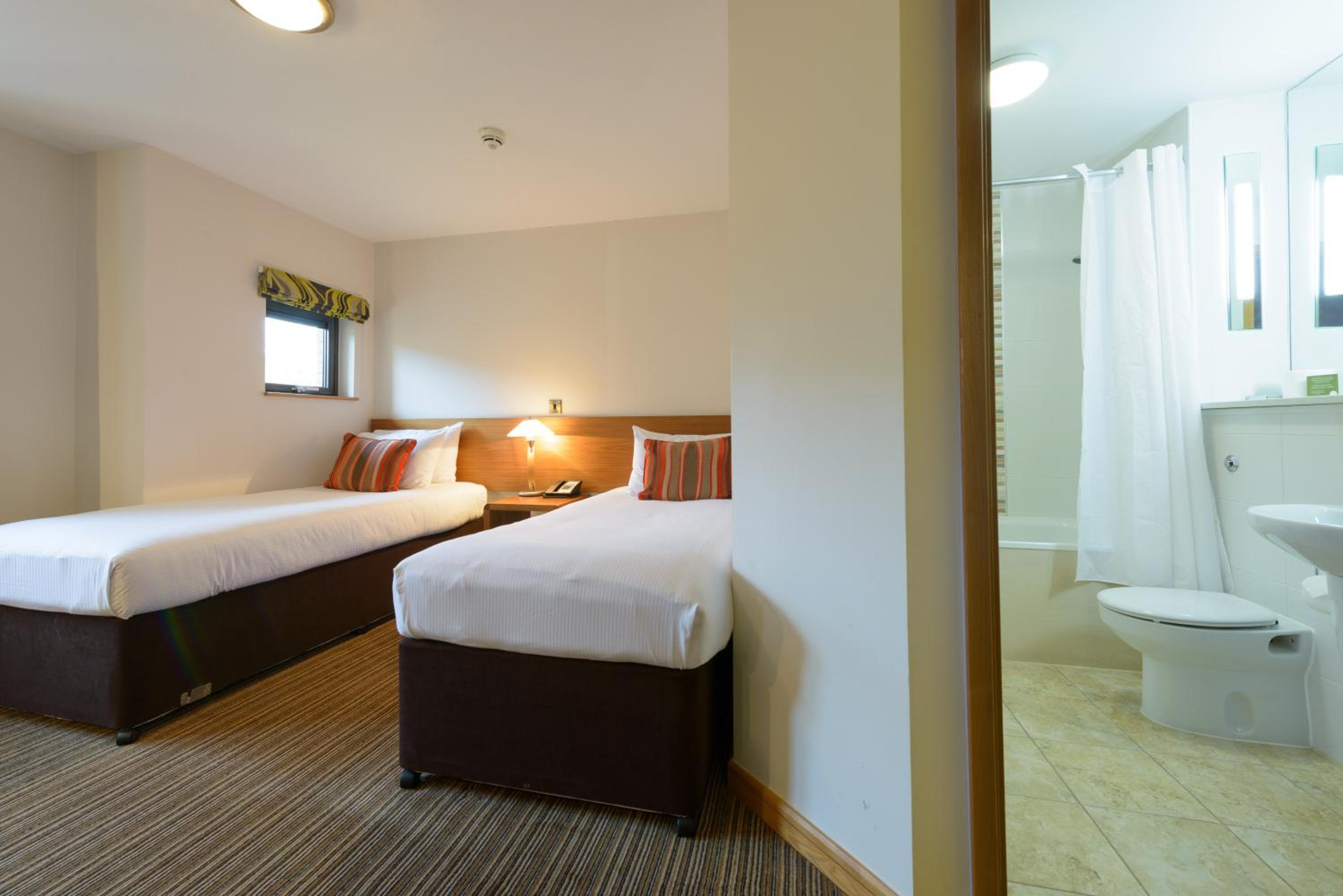 Double Room - Photo 6