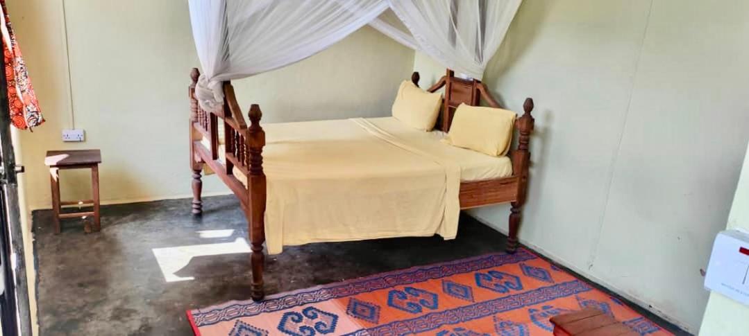 Double Room with Private Bathroom photo 1