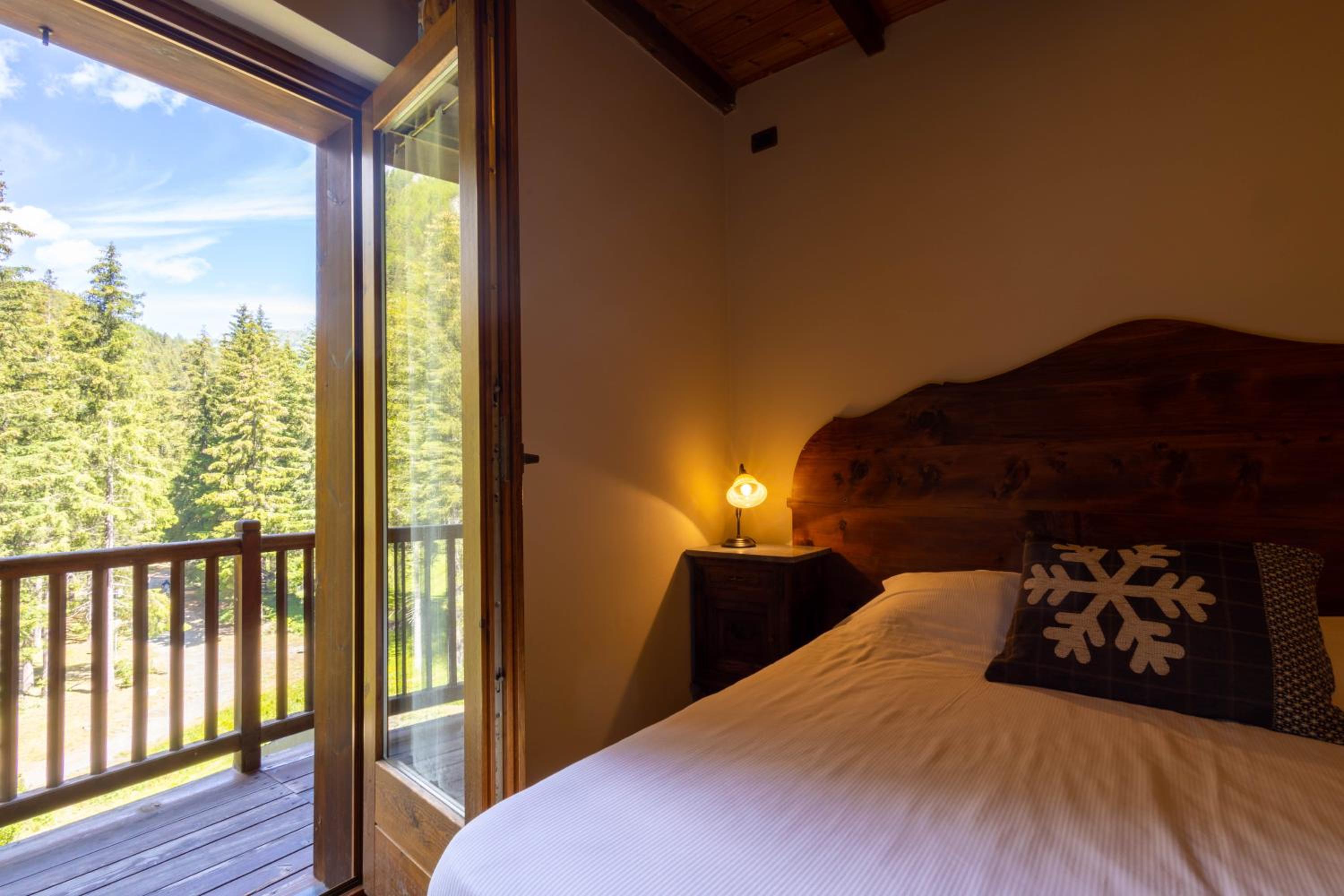 Double or Twin Room with Balcony