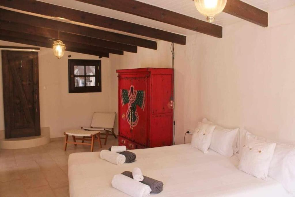 Villa photo 2