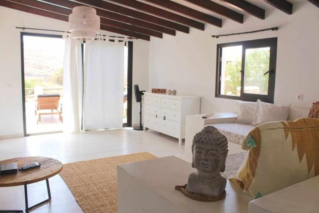 Villa photo 3