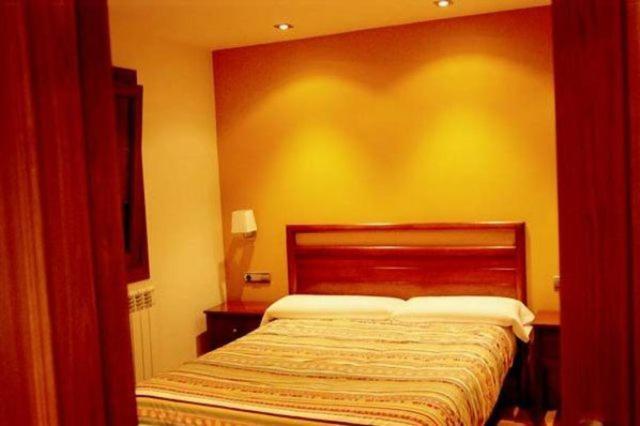 Double or Twin Room - Photo 7