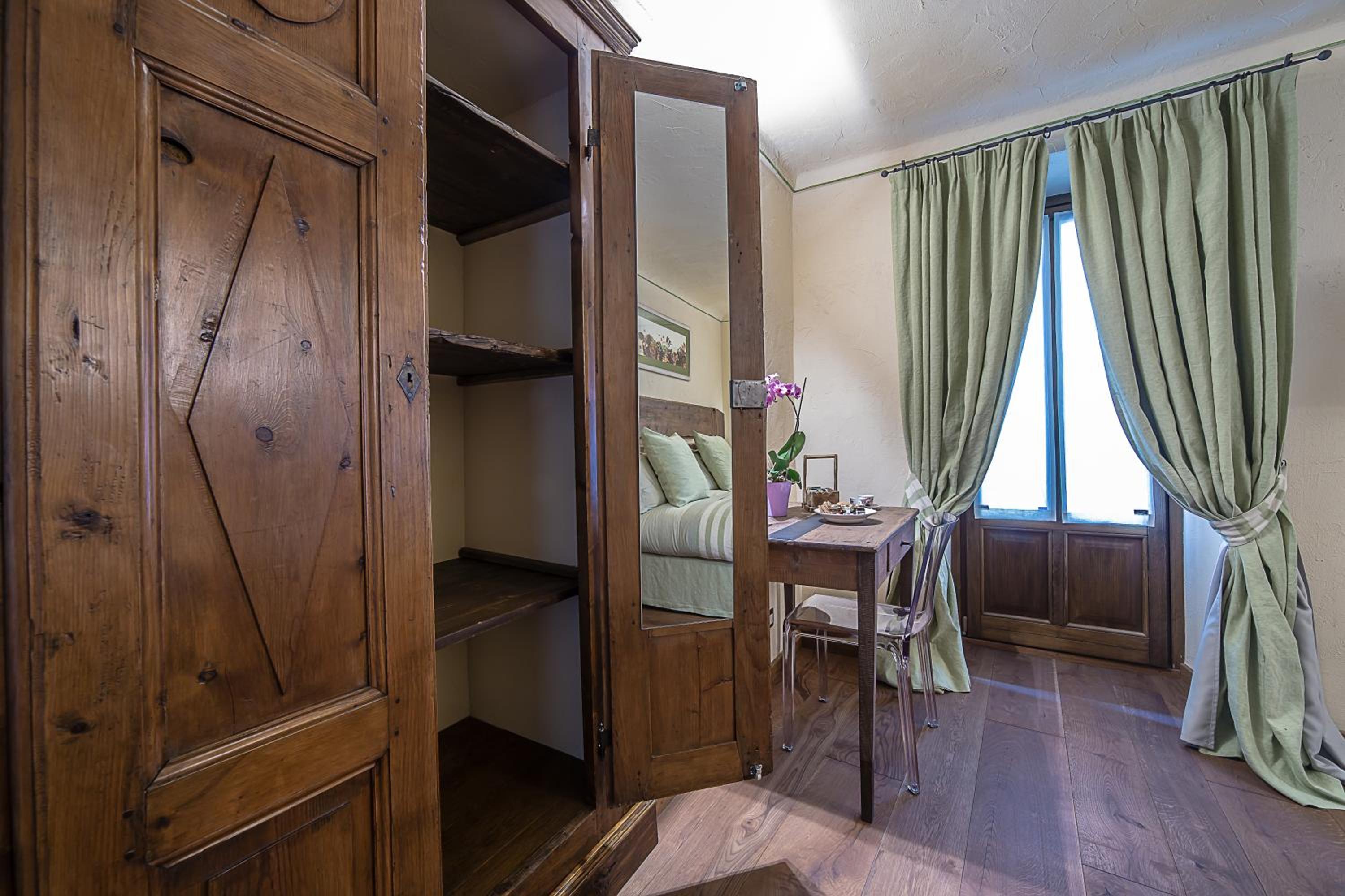 Superior Double Room with Balcony