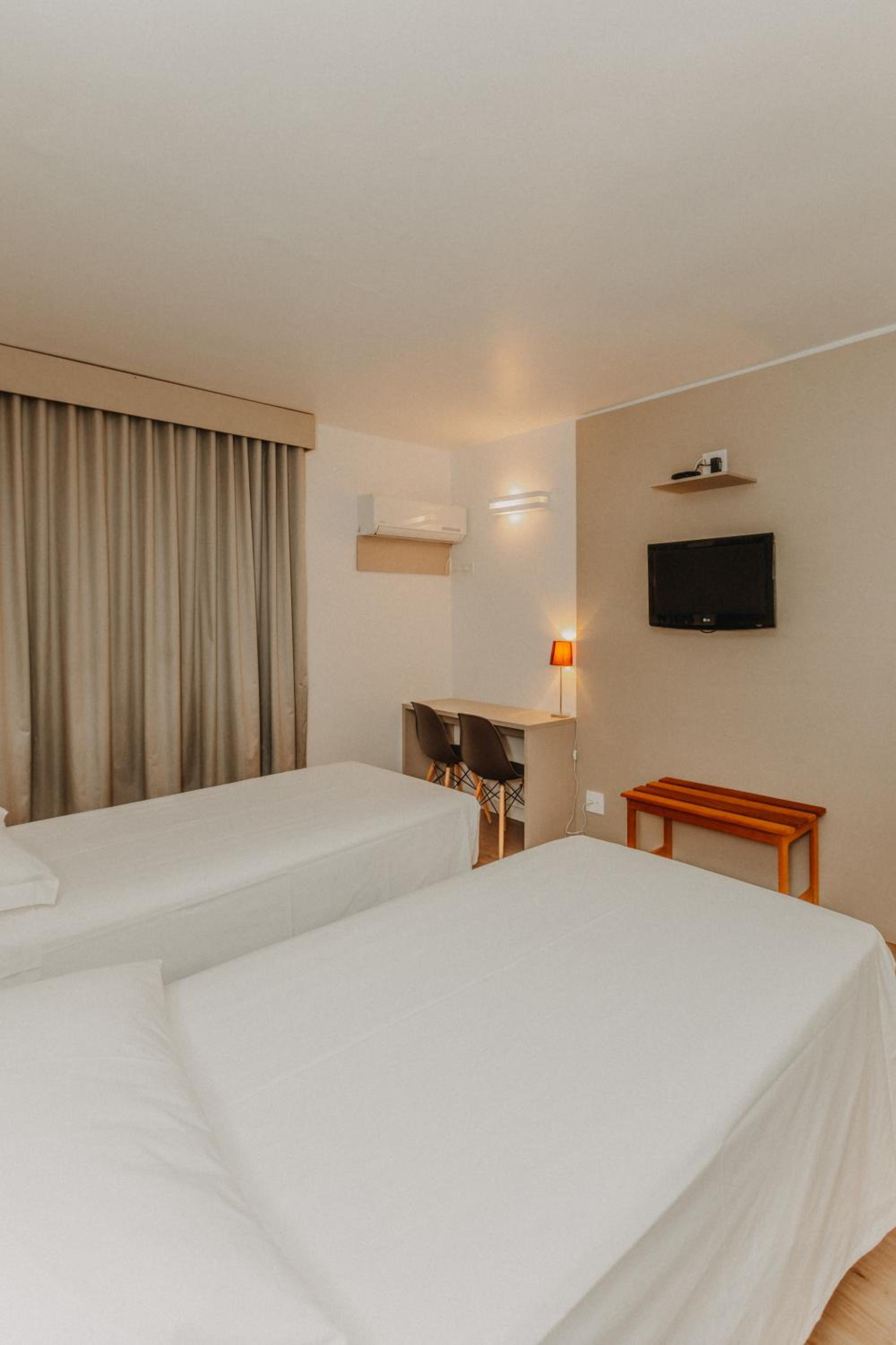 Standard Twin Room photo 1