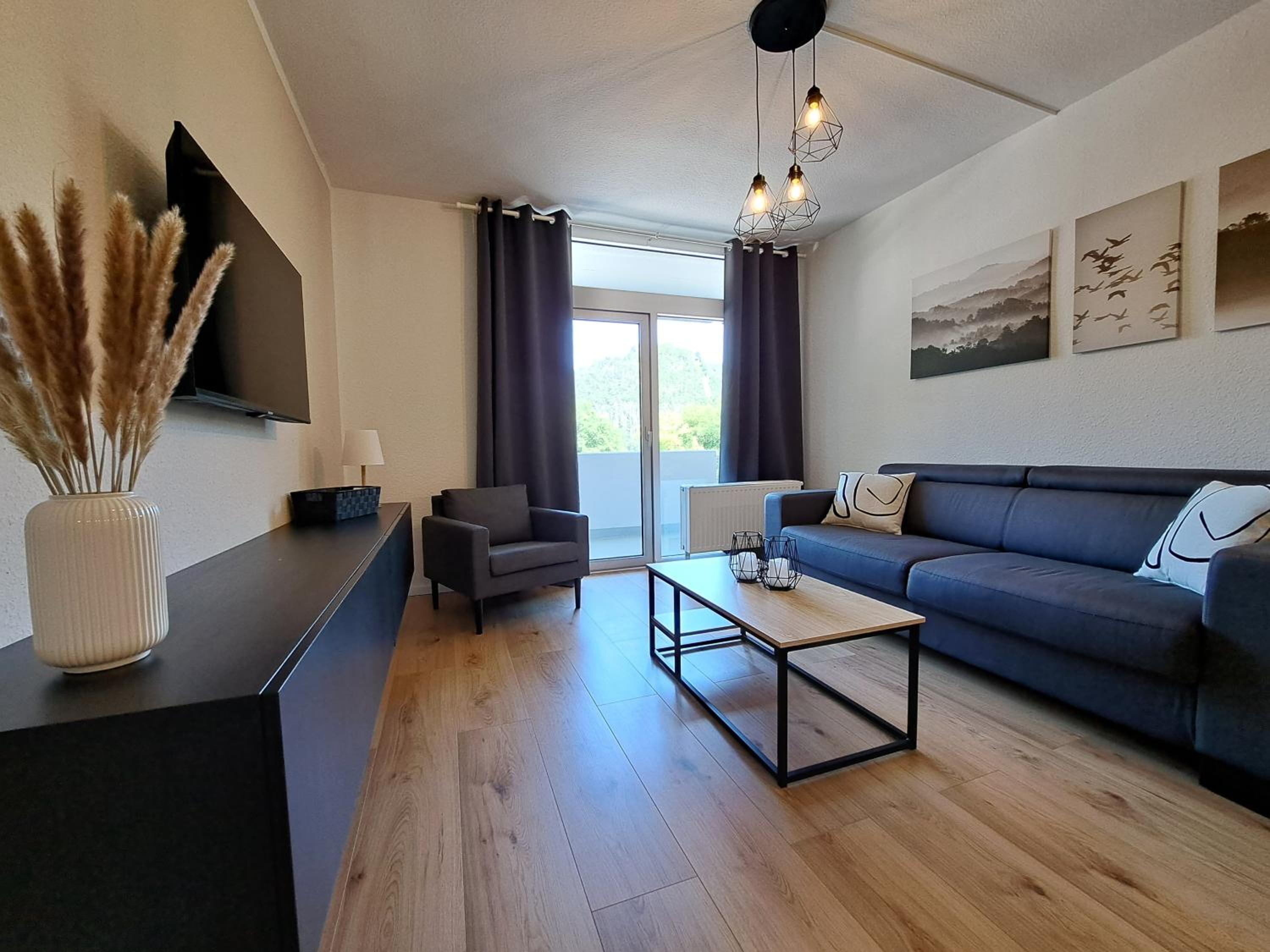 One-Bedroom Apartment photo 1
