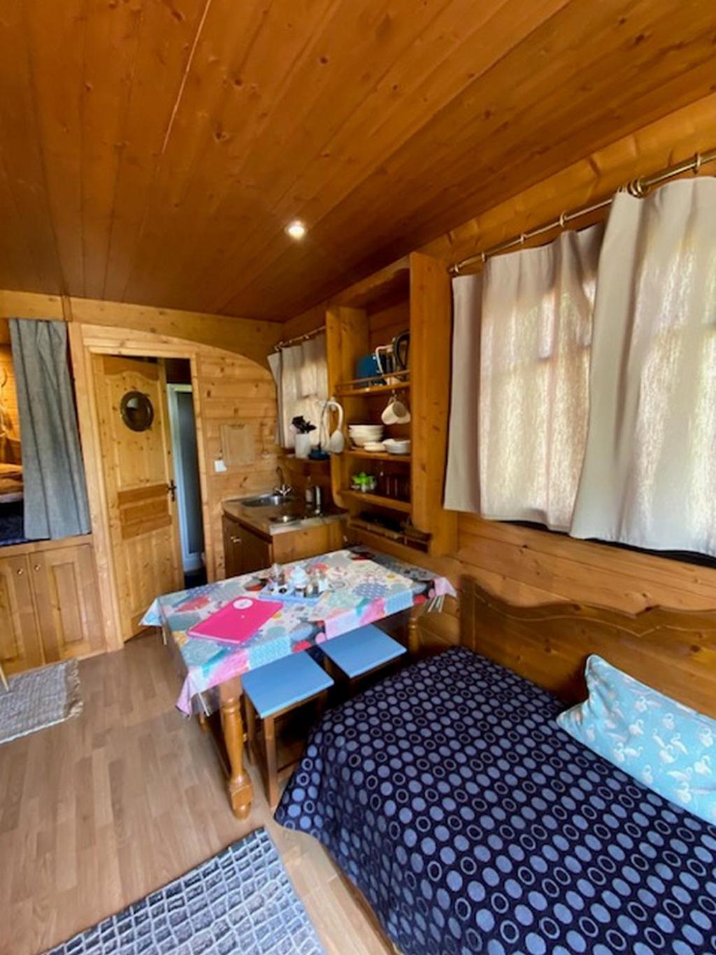 Family Room with Terrace - Photo 24