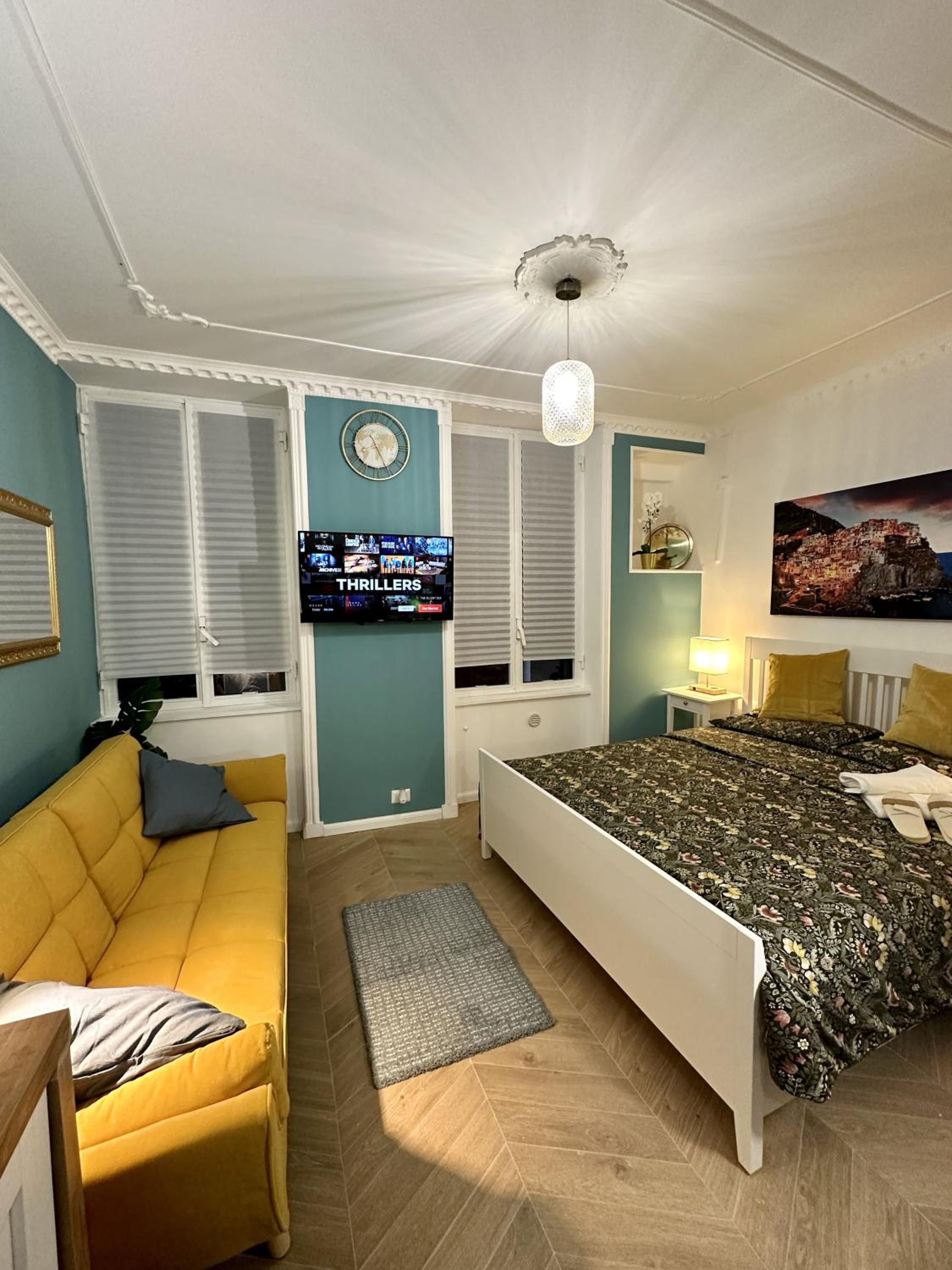 One-Bedroom Apartment