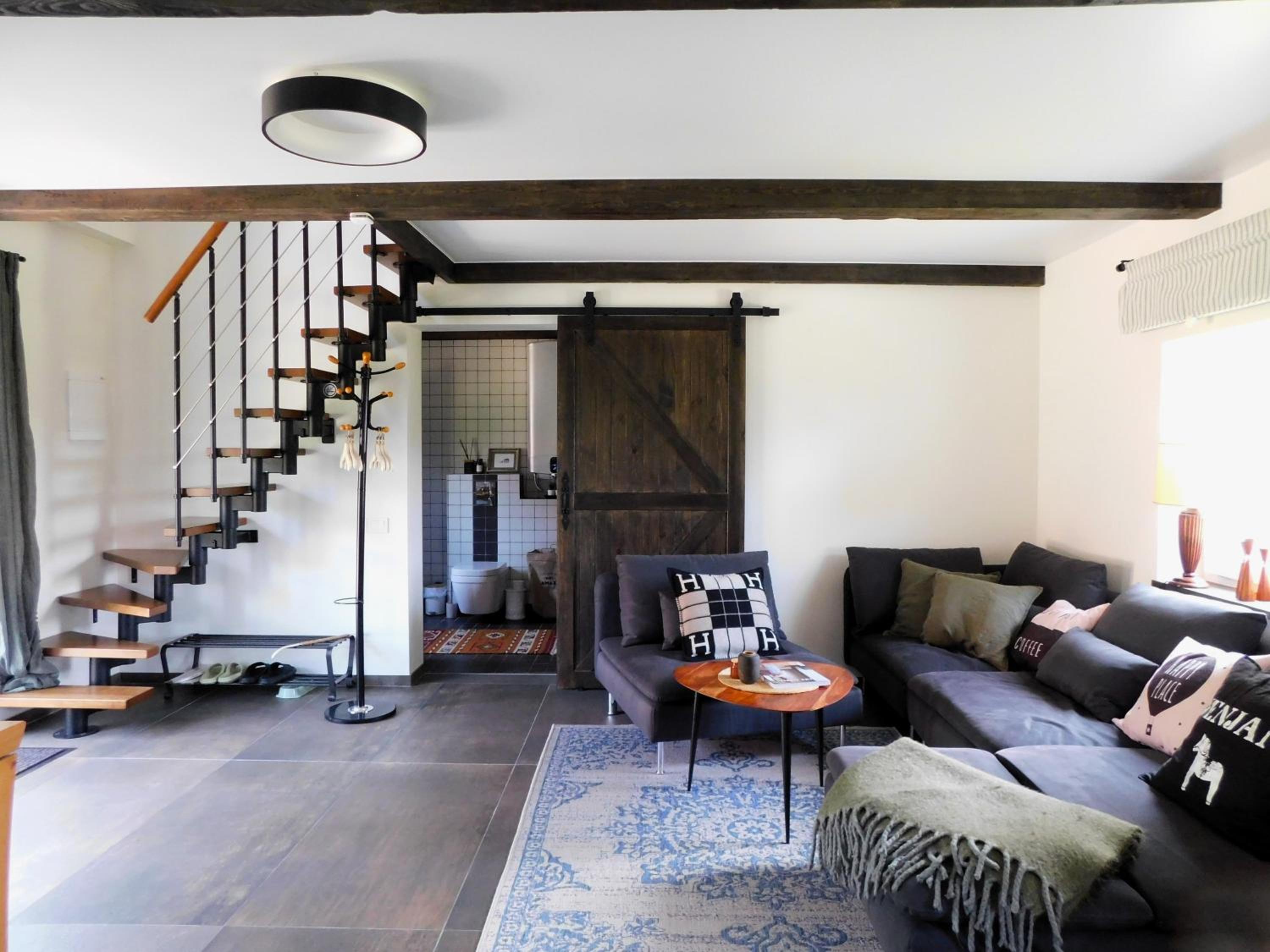One-Bedroom House photo 1