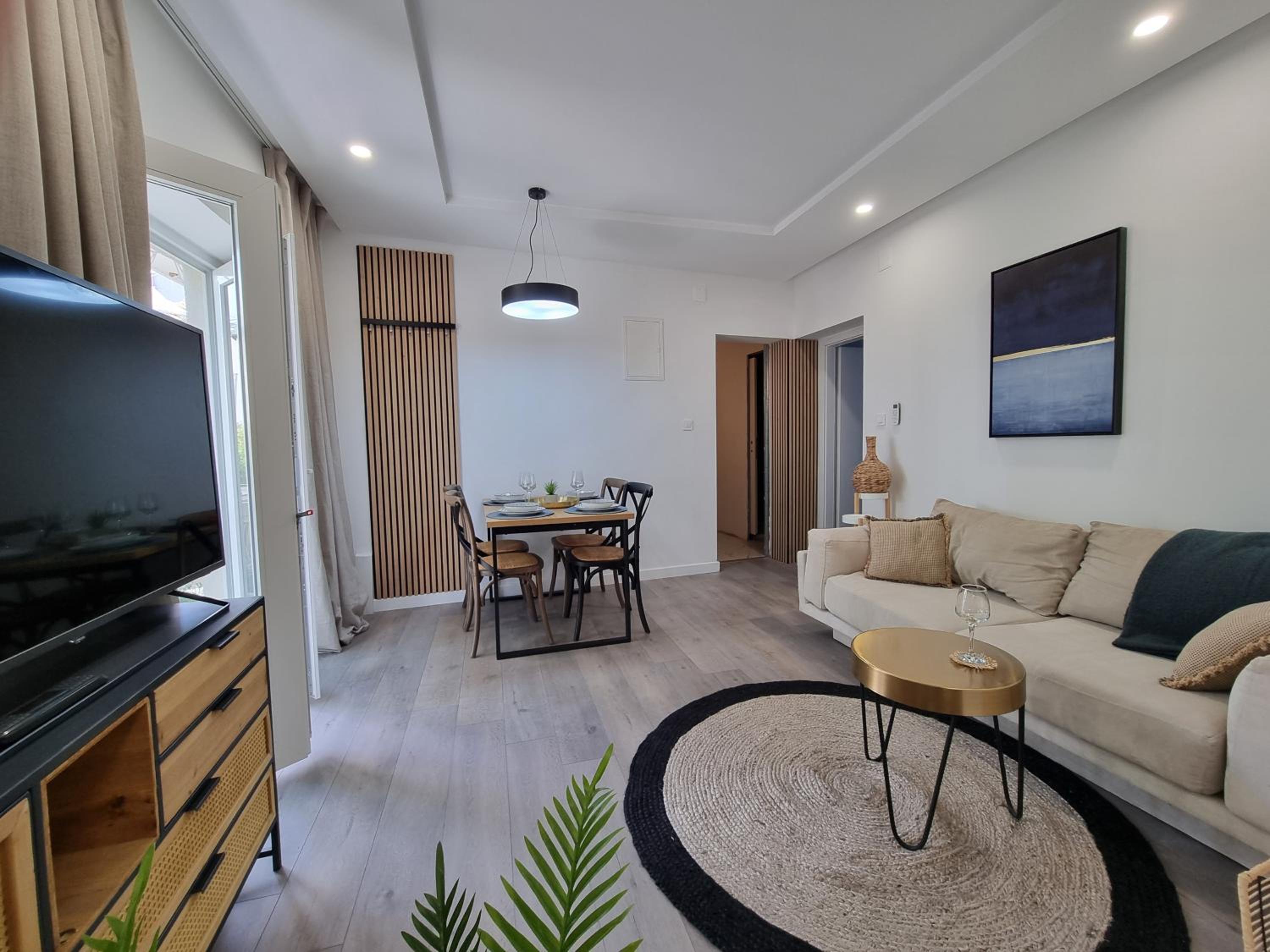 Deluxe Apartment