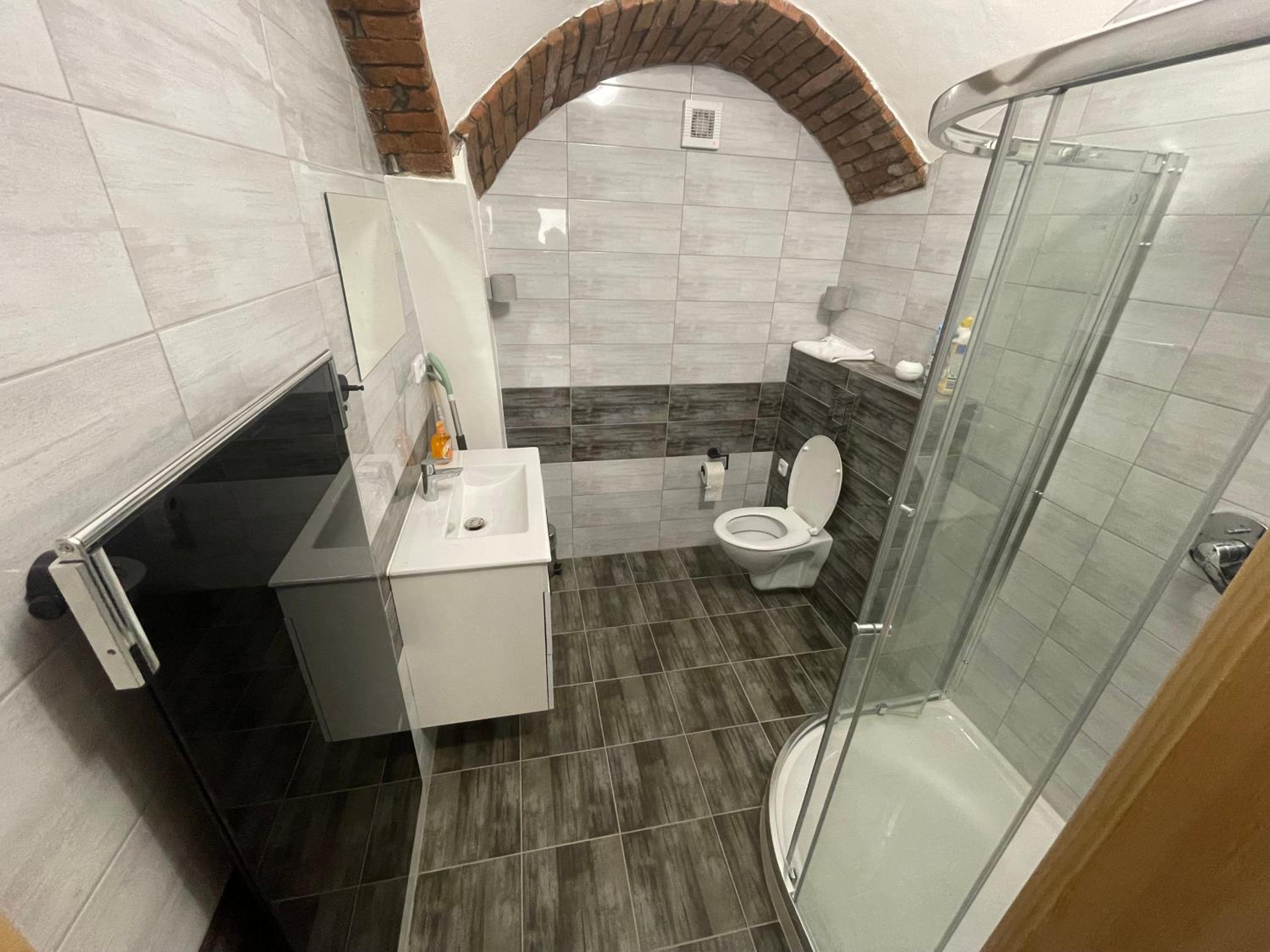 Deluxe Double Room with Shower photo 1
