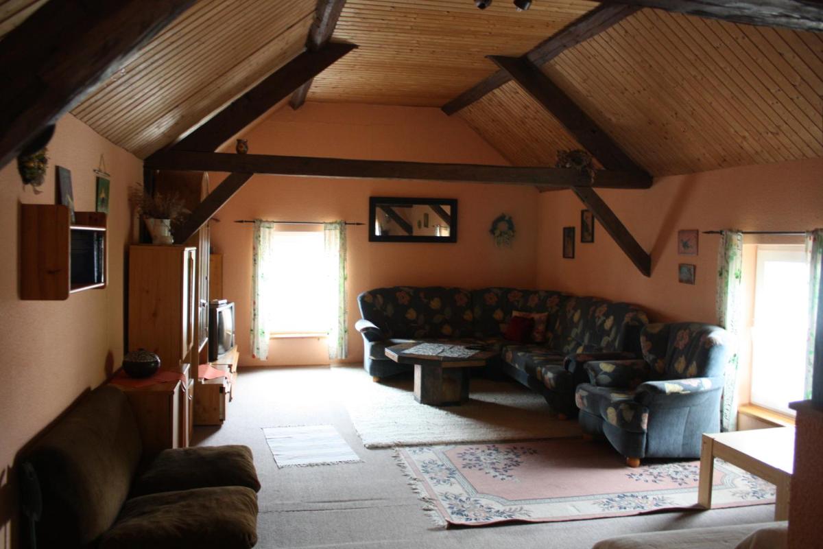 One-Bedroom Apartment - Annex photo 1