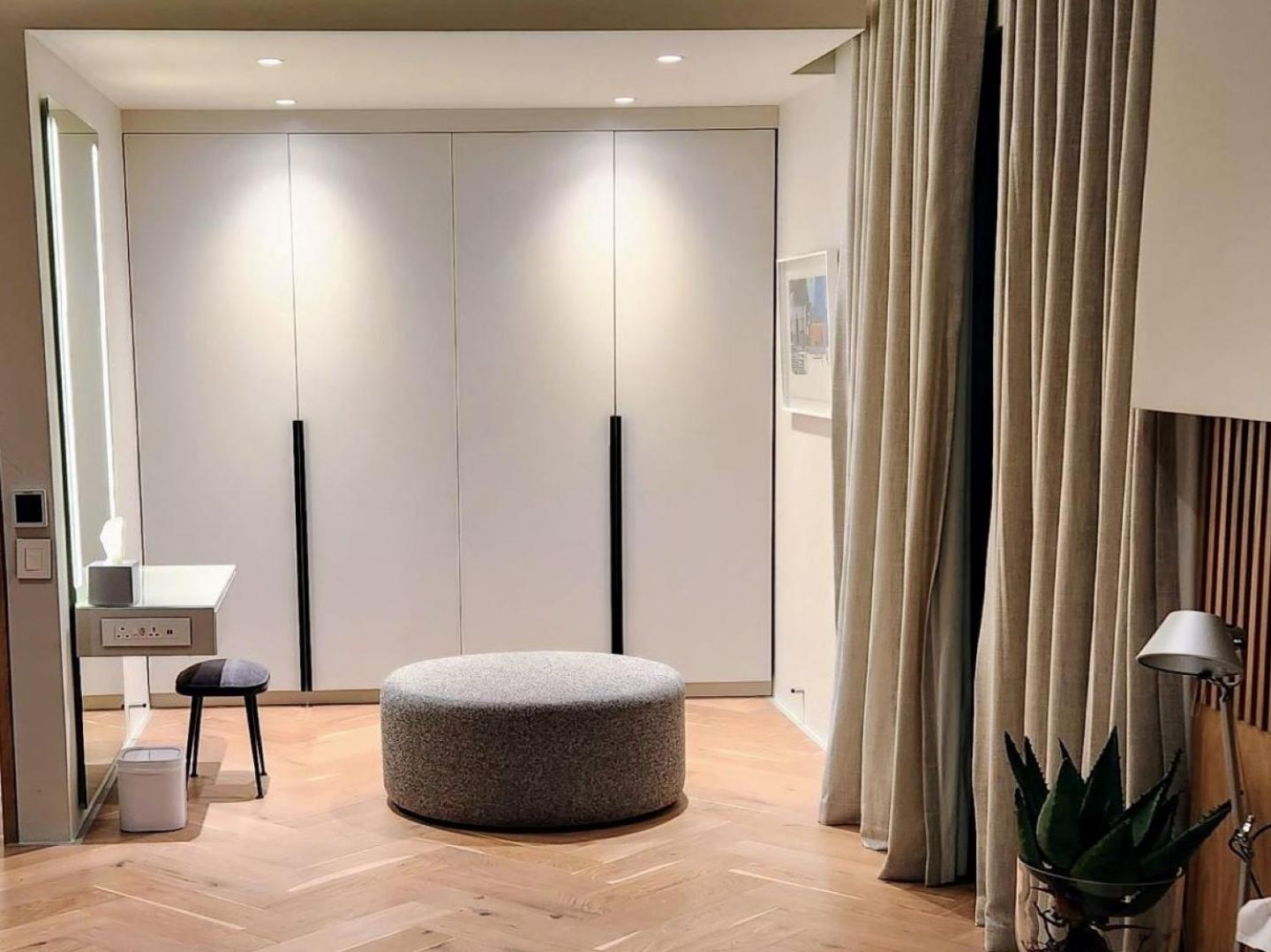 One-Bedroom Grand Suite