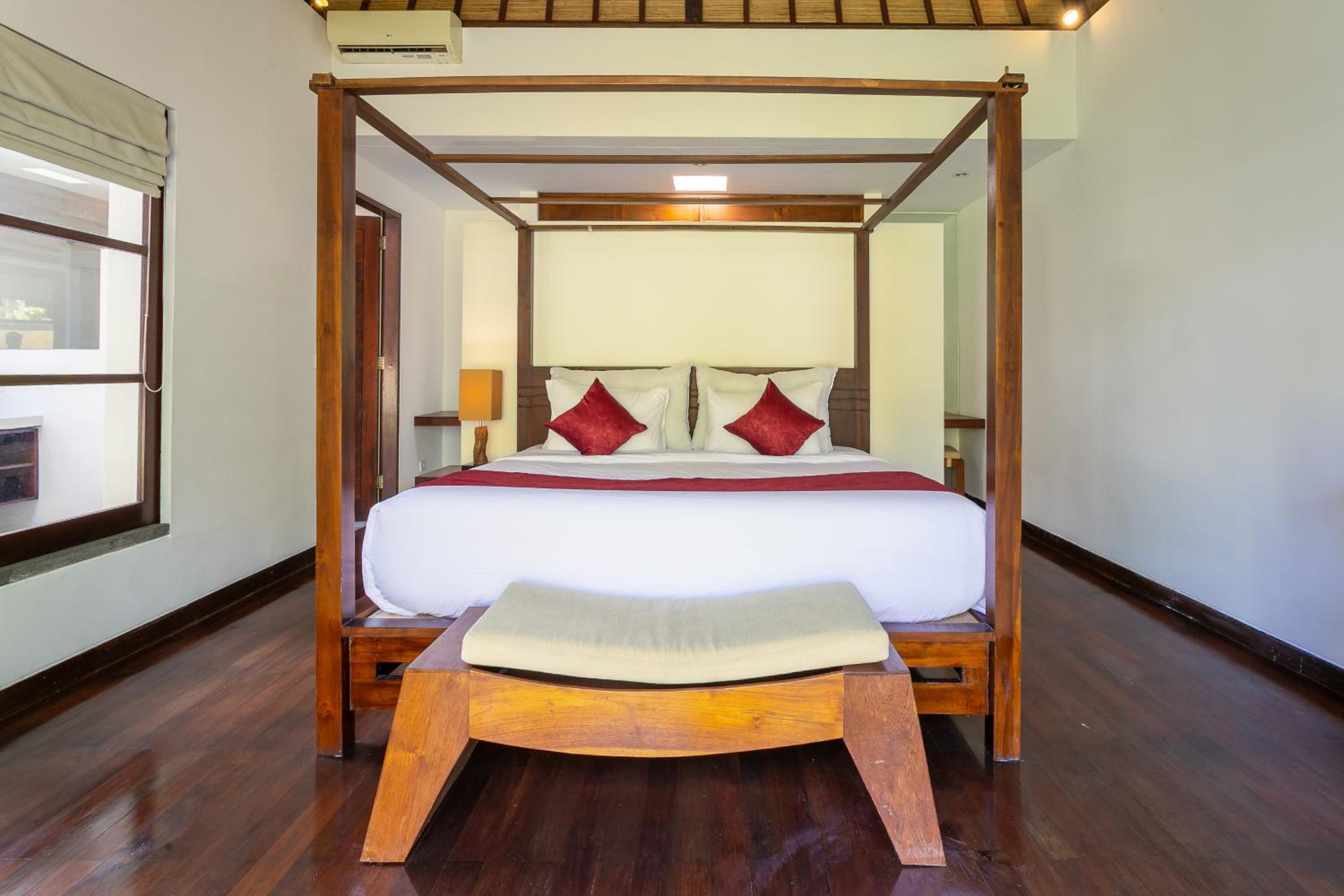 Jepun - Two-Bedroom Villa